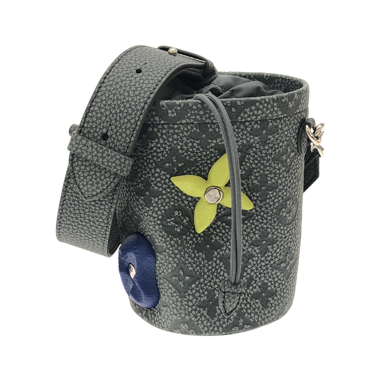 ACCESSORY POUCH