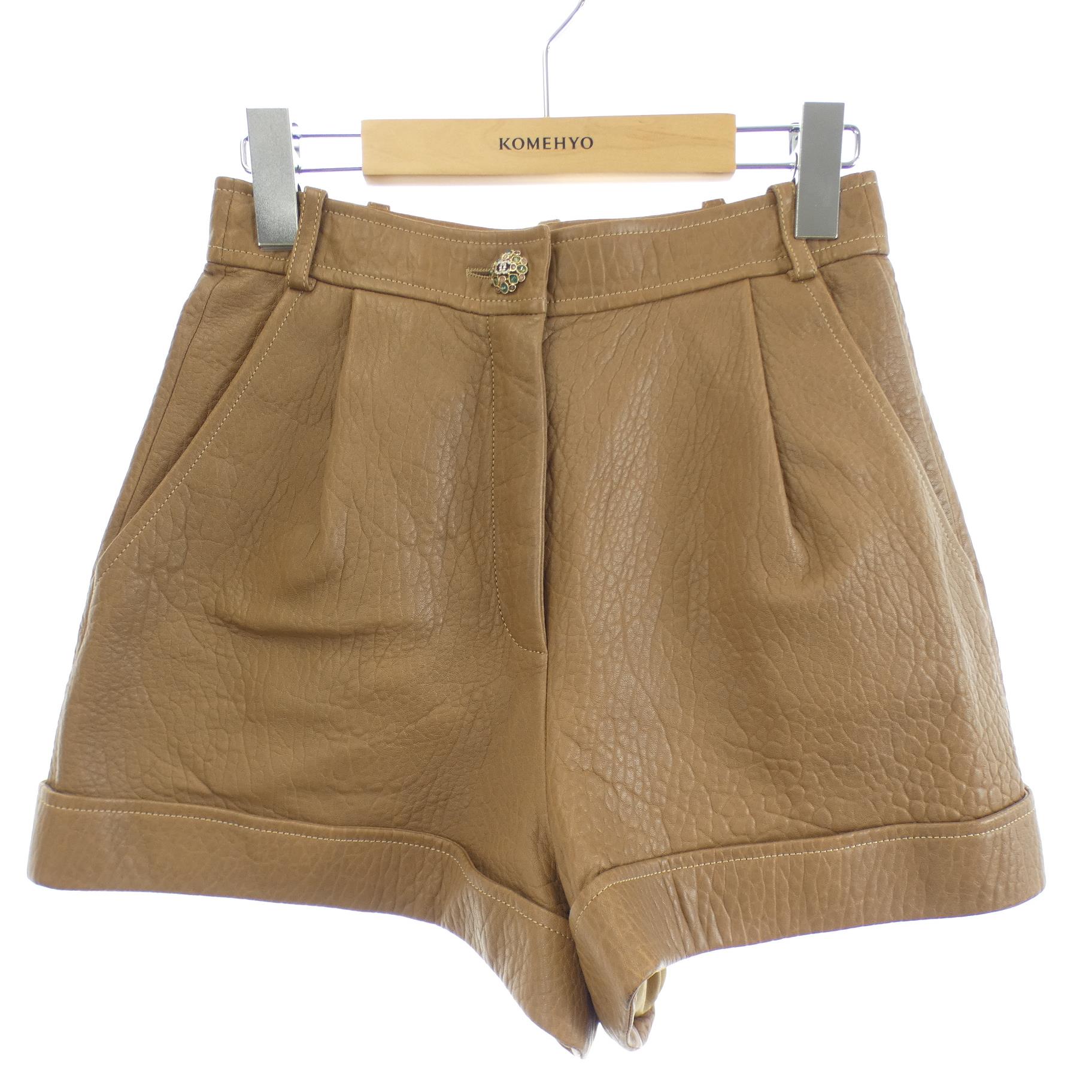 ショートパンツ