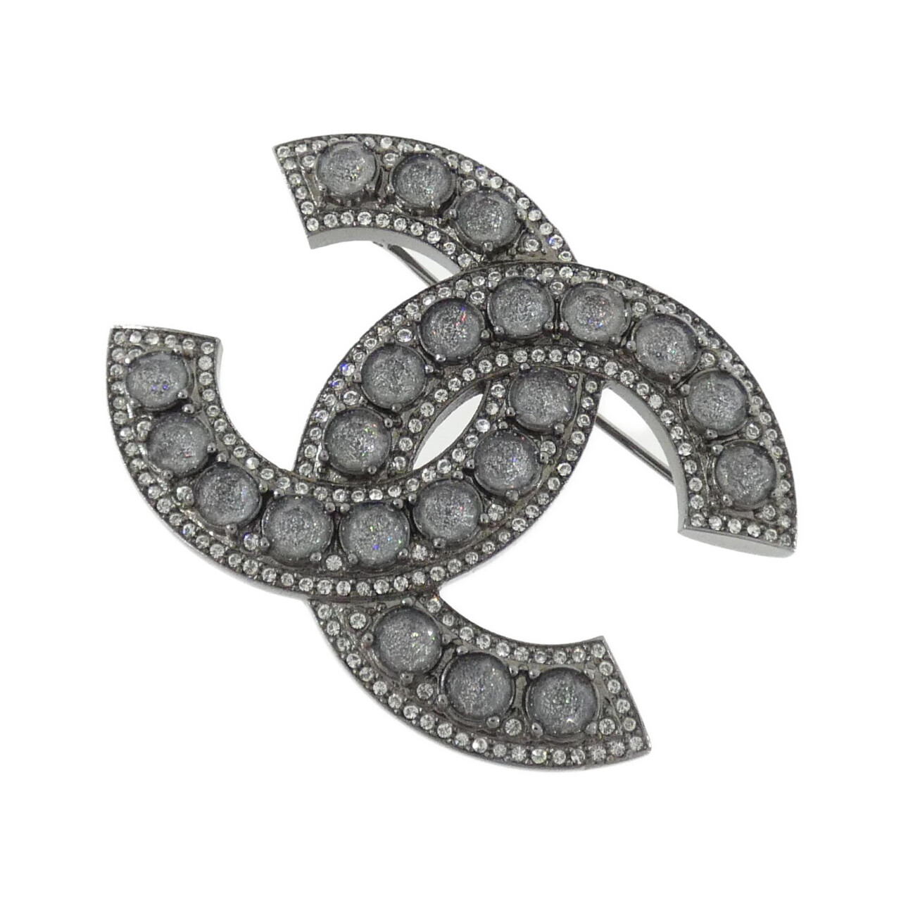 BROOCH