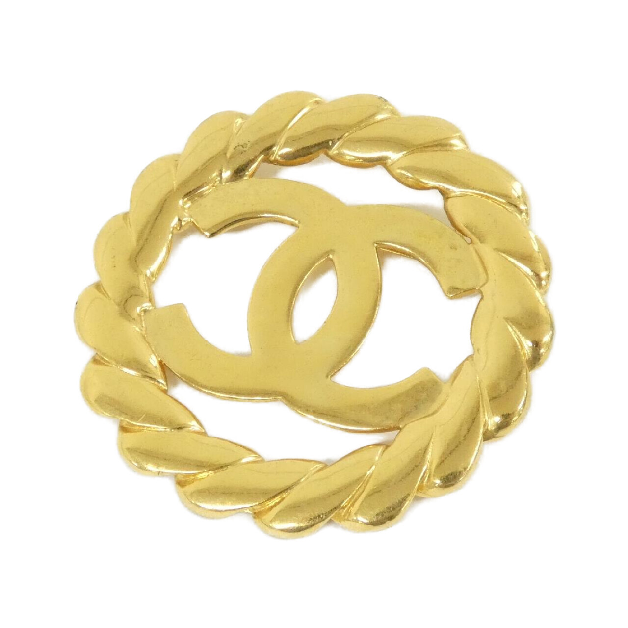 BROOCH