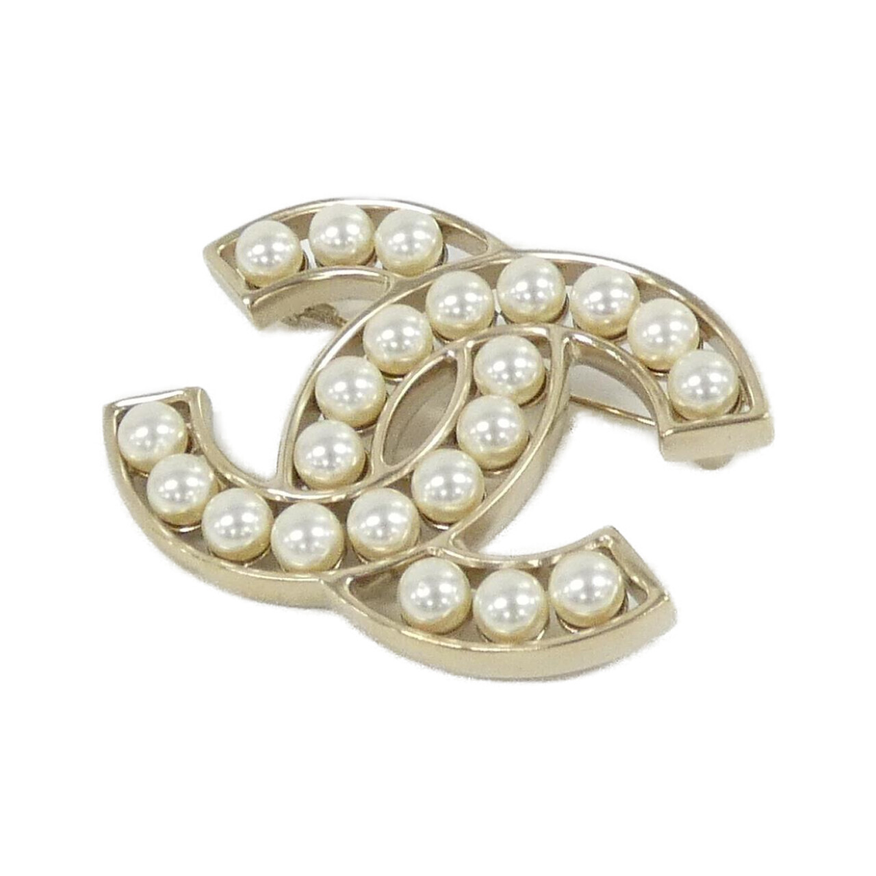 BROOCH