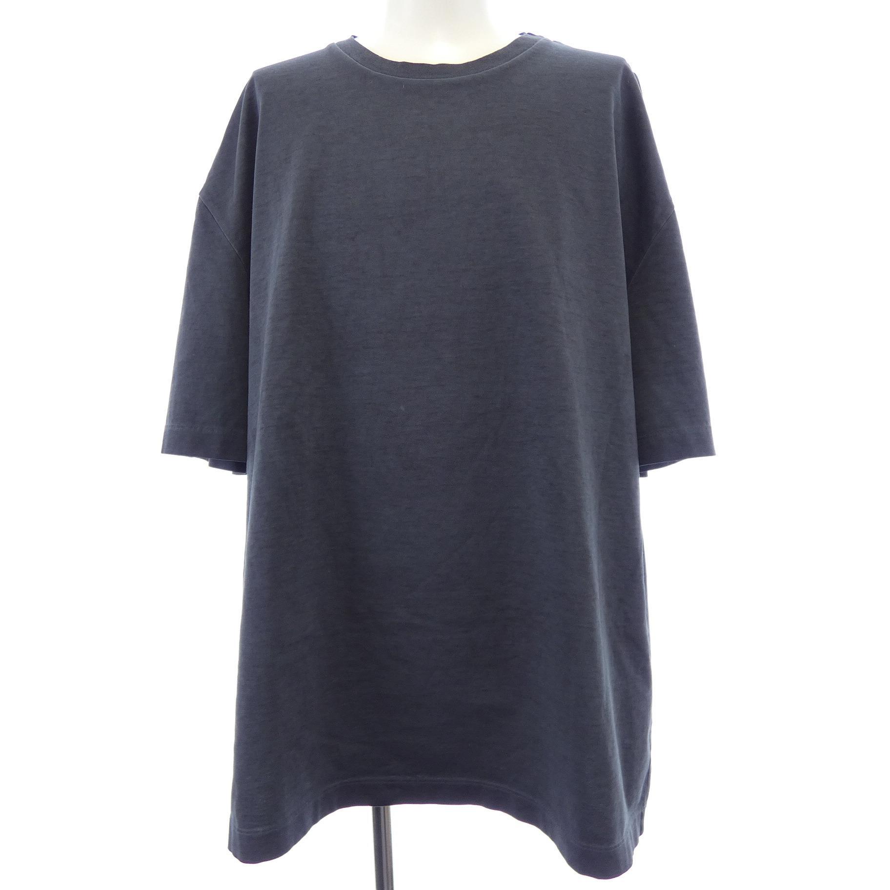 Ｔシャツ