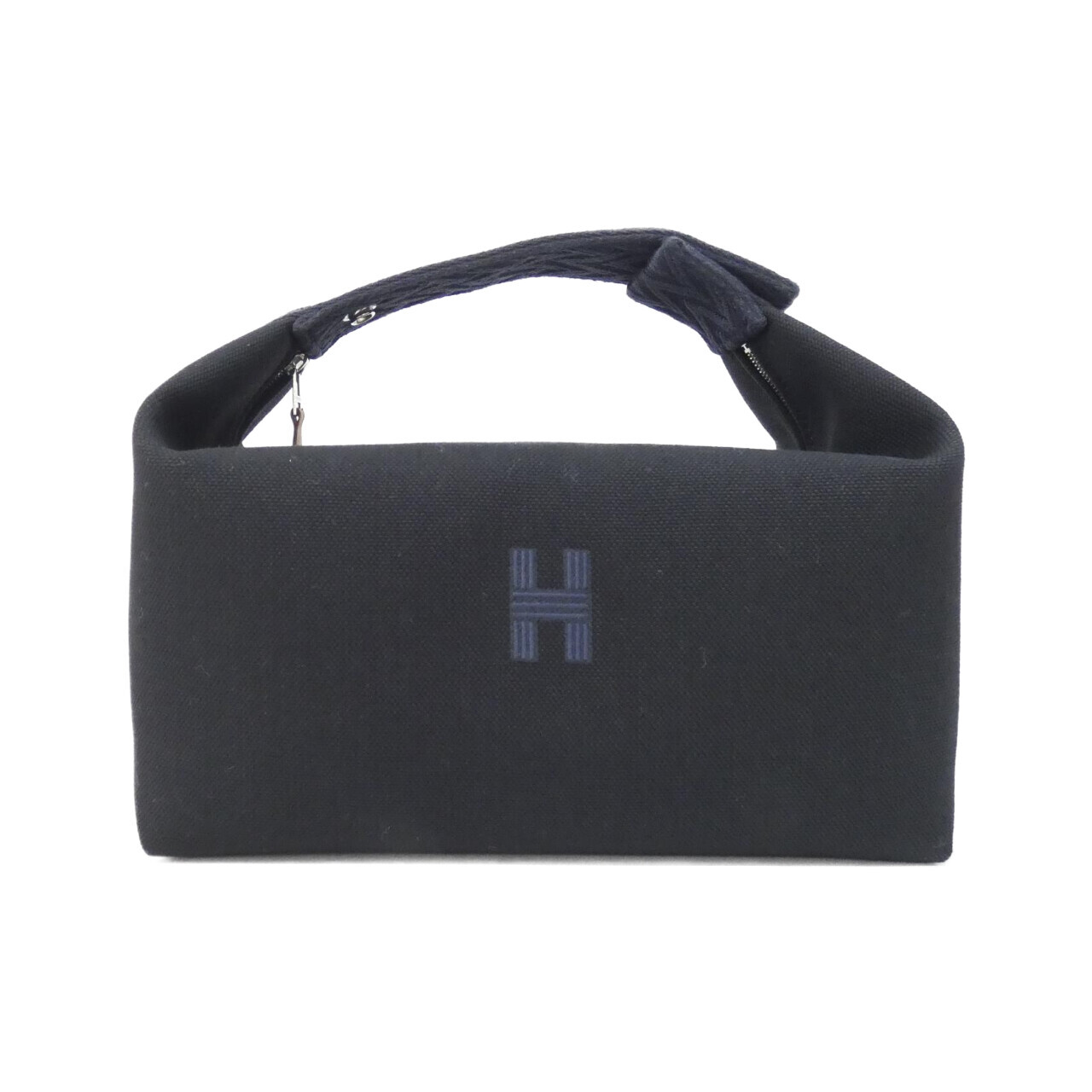 POUCH