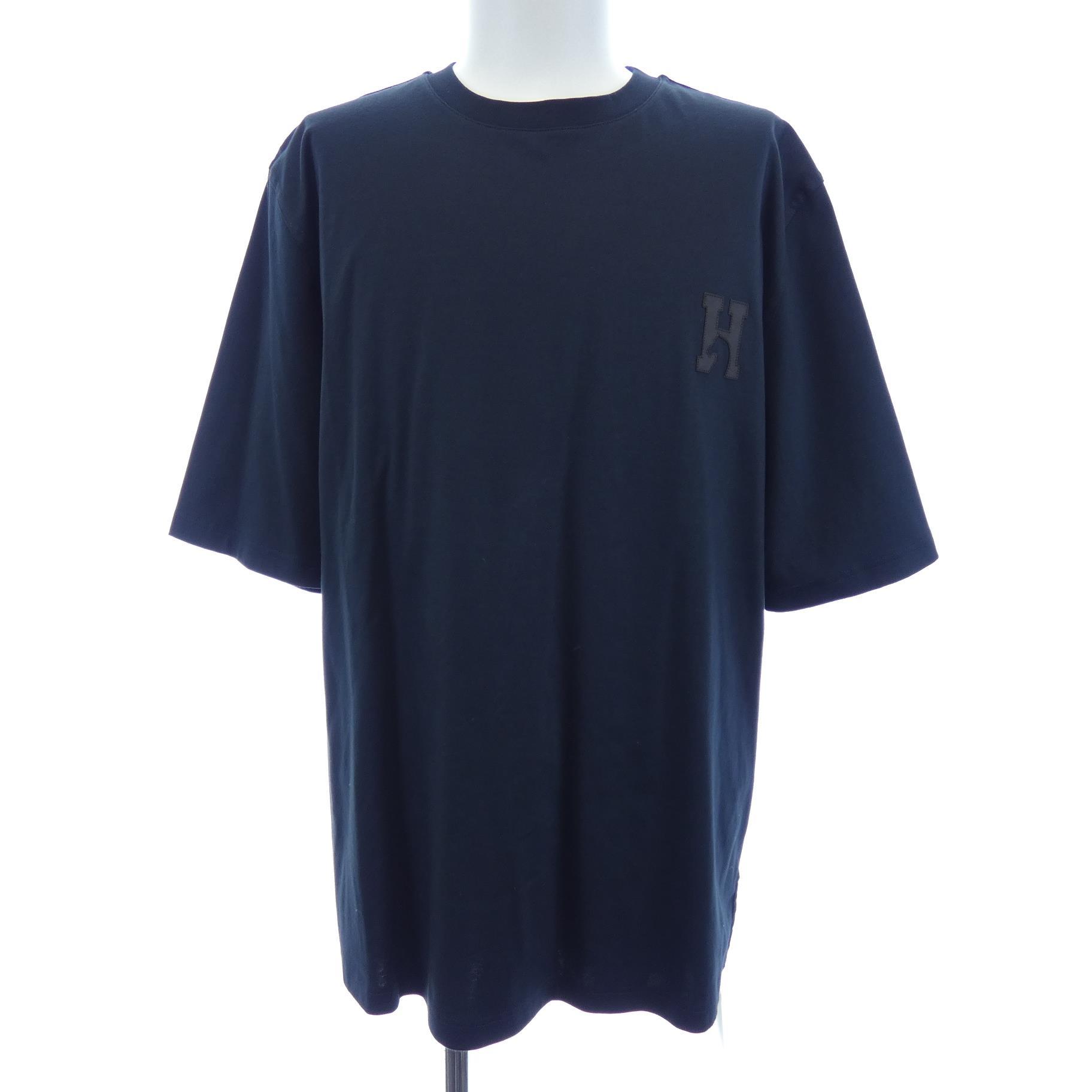 Ｔシャツ