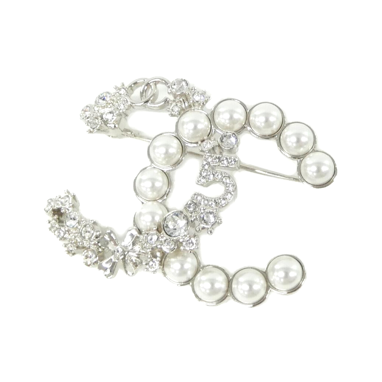 BROOCH