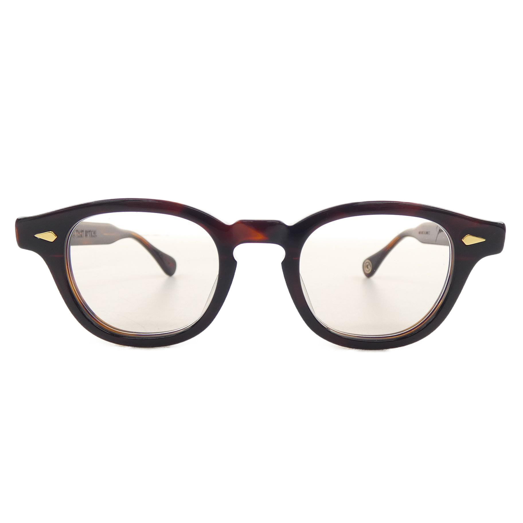EYEWEAR