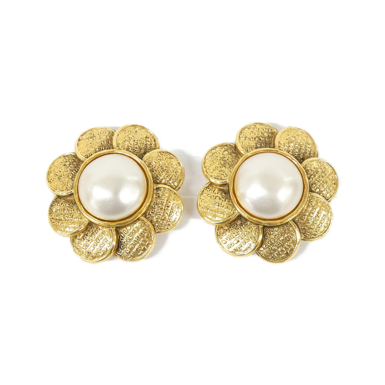 EARRING