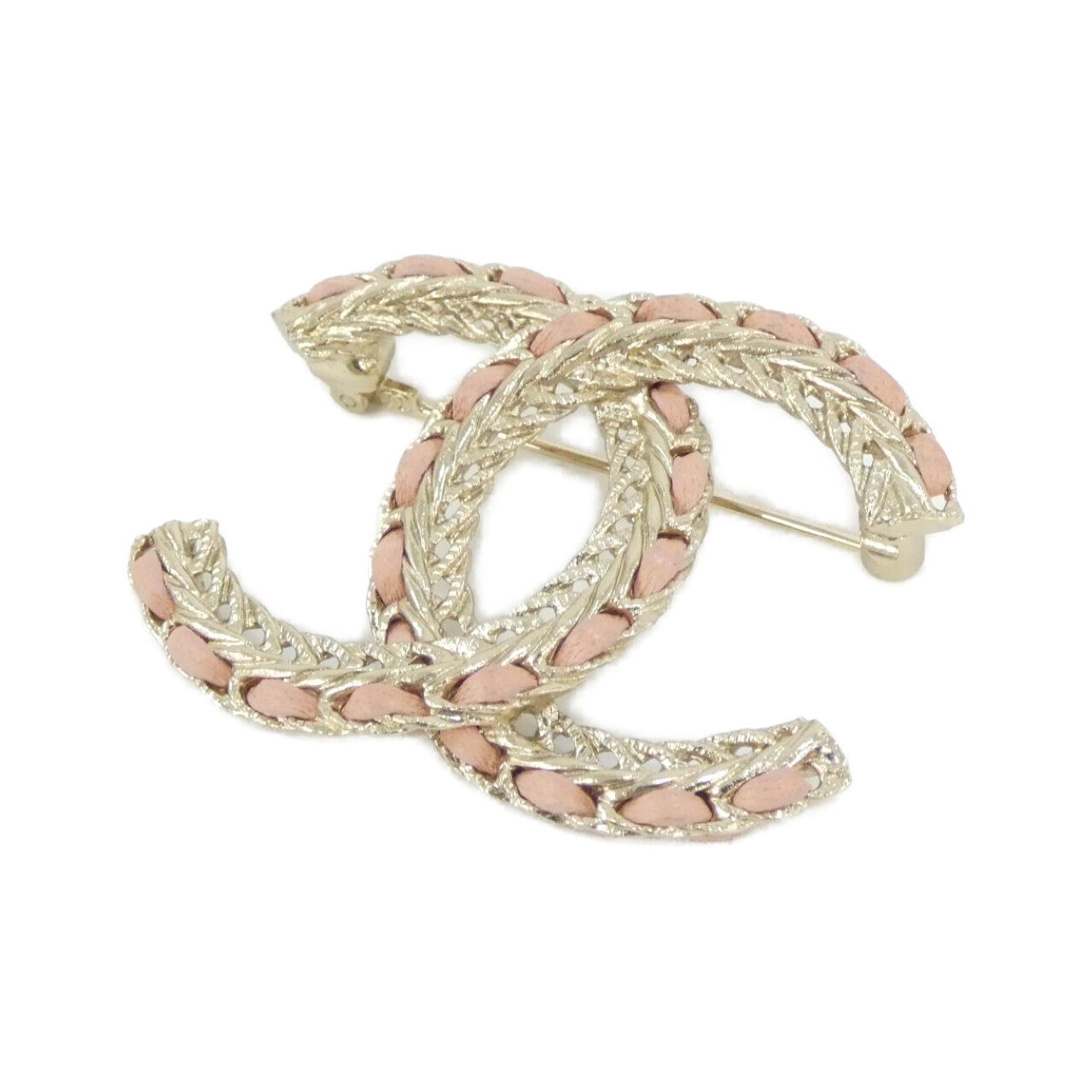 BROOCH