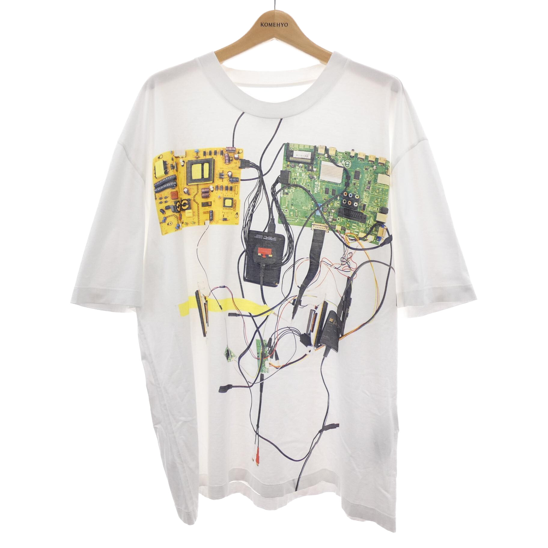Ｔシャツ
