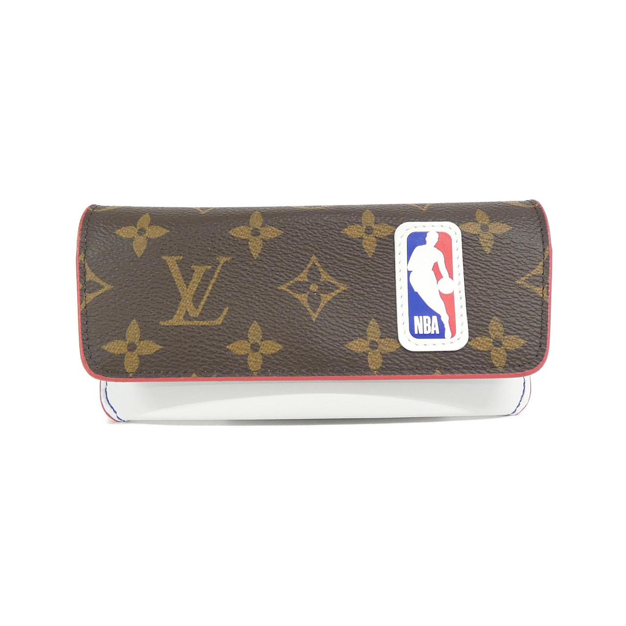 GLASS CASE
