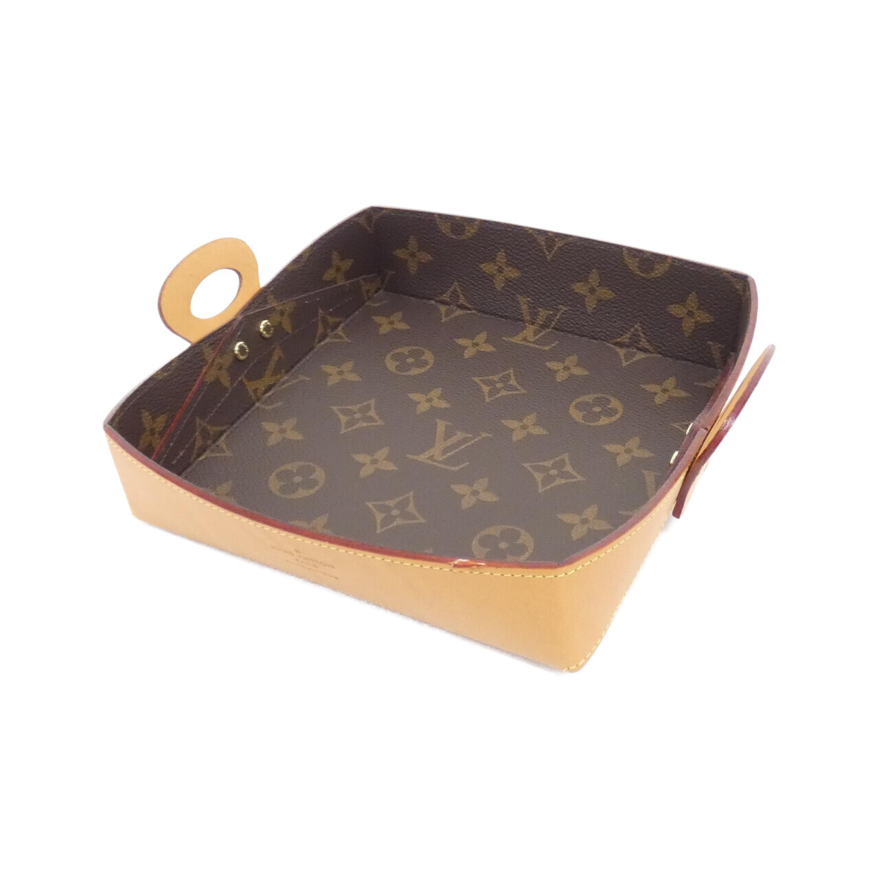 TRAY