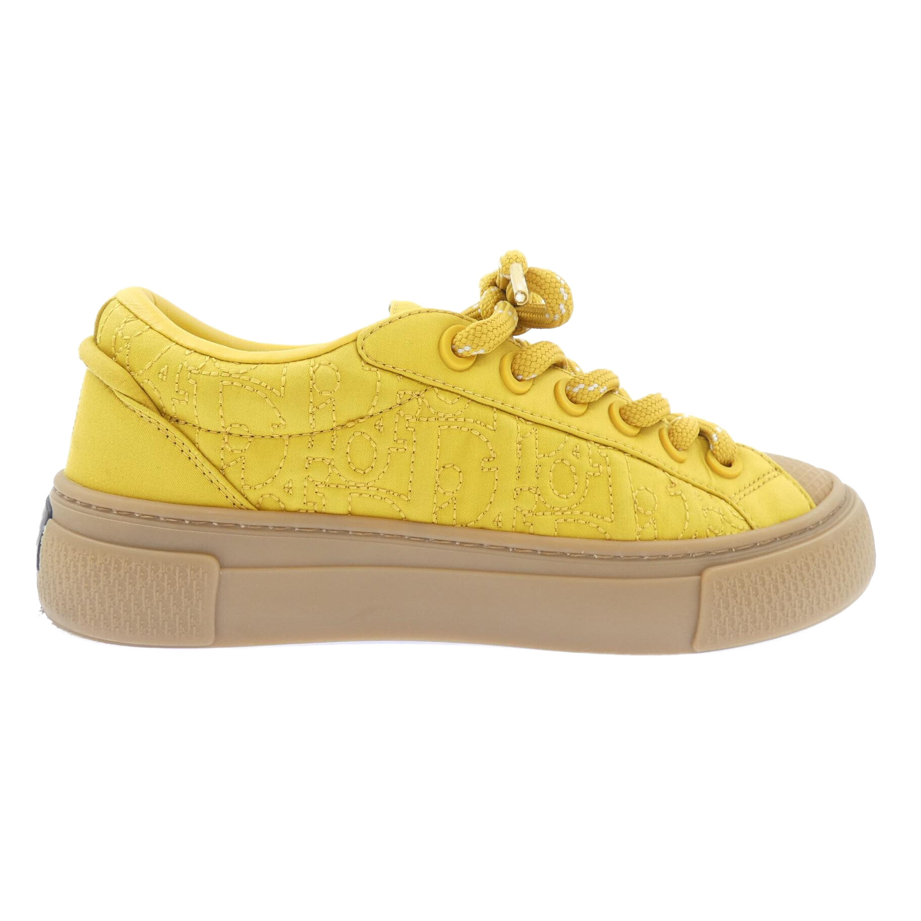 スニーカー