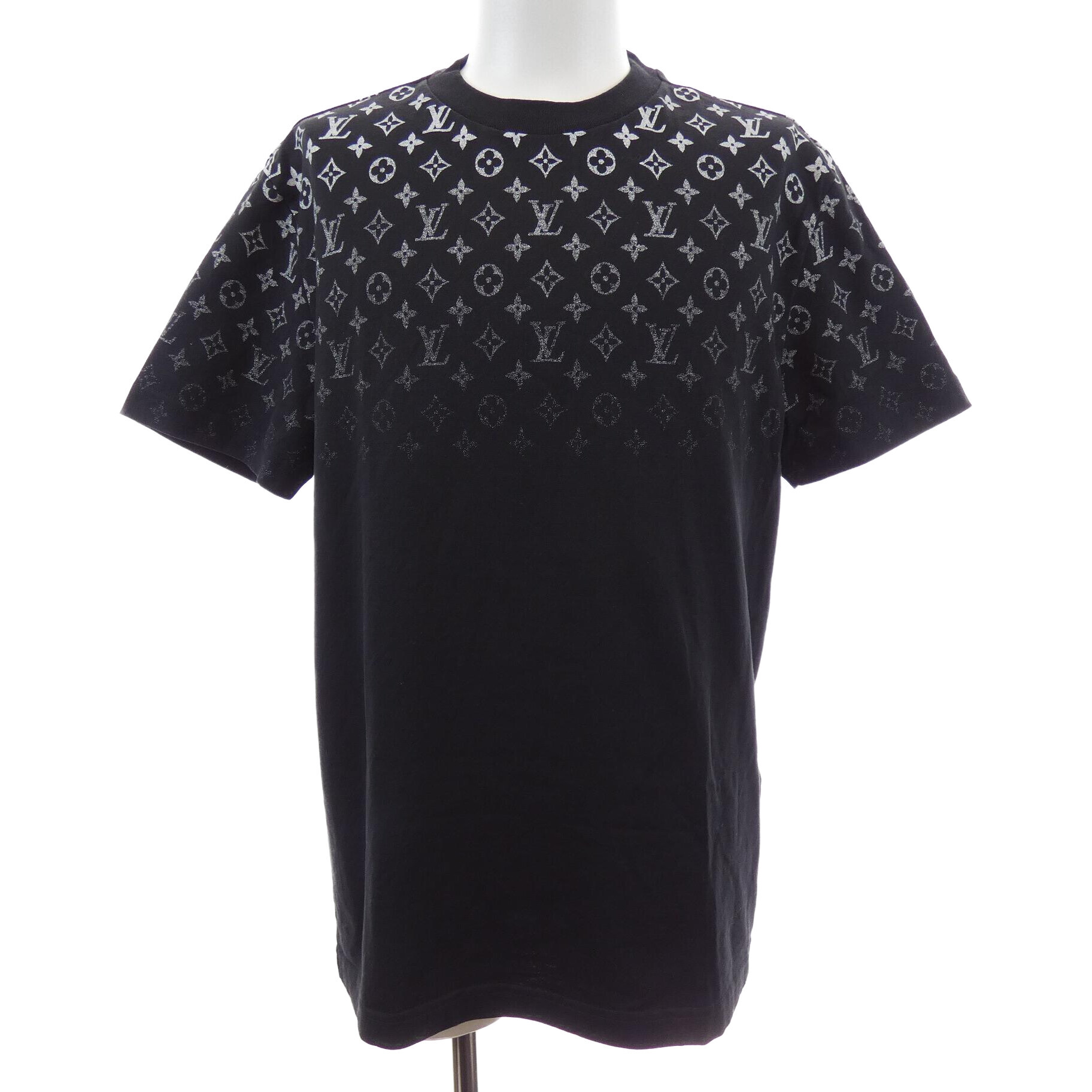 Ｔシャツ