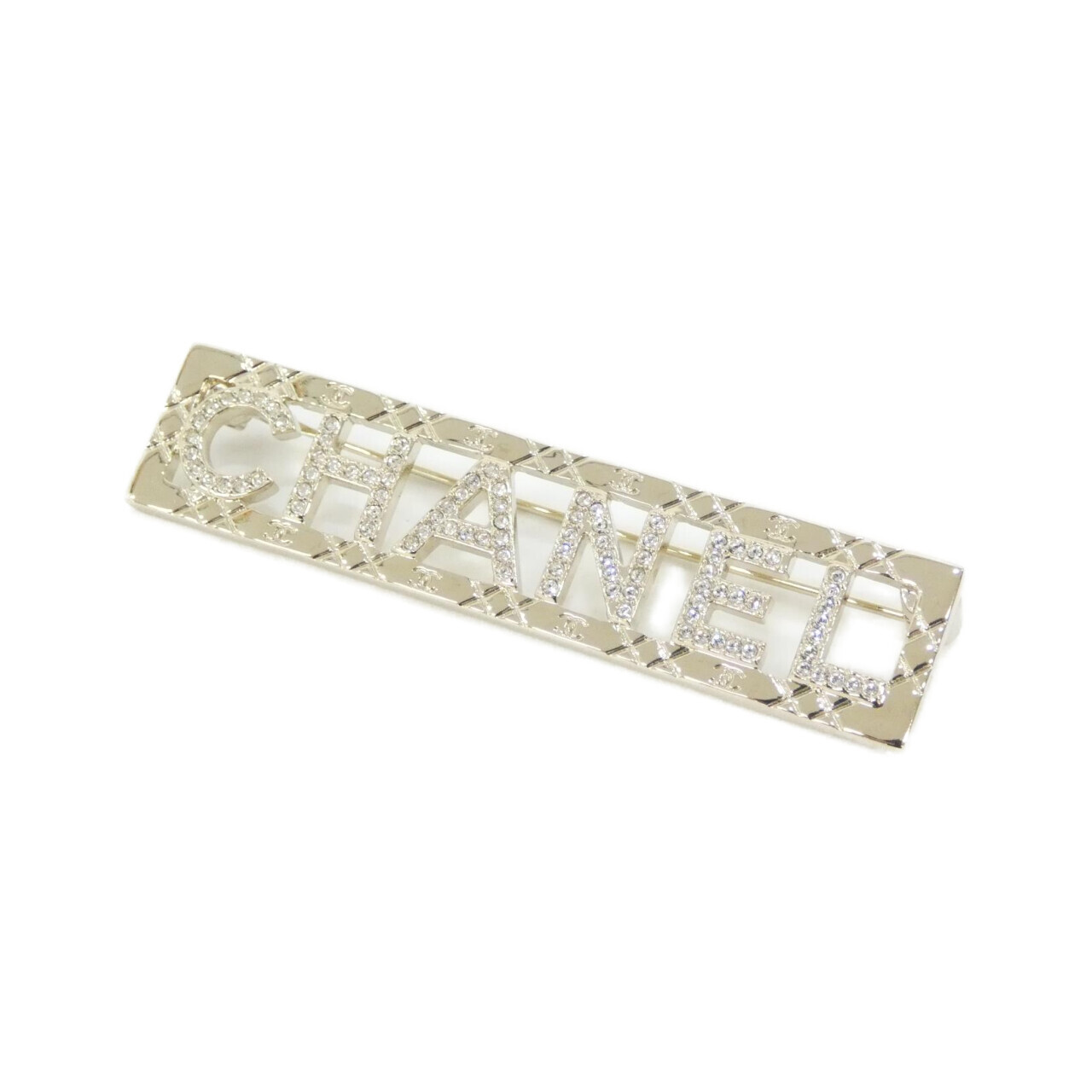 BROOCH