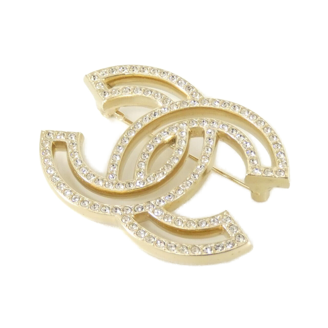BROOCH