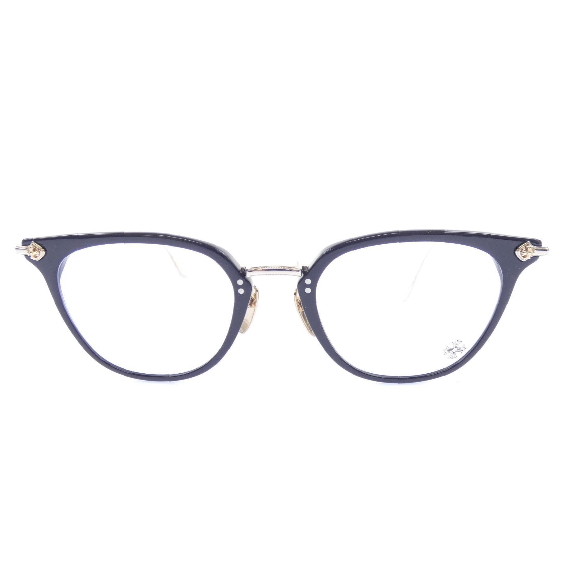 EYEWEAR