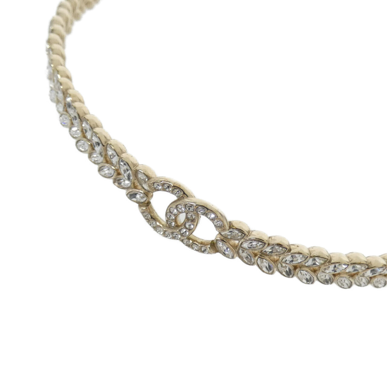 CHOKER