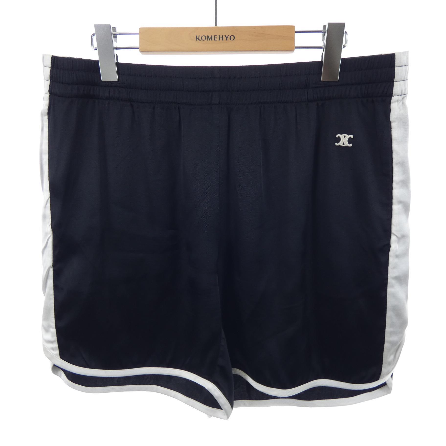 ショートパンツ