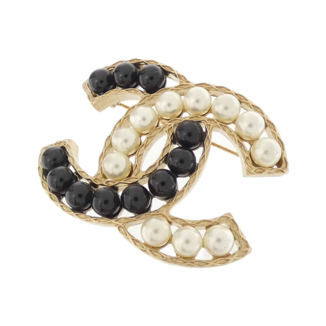 BROOCH
