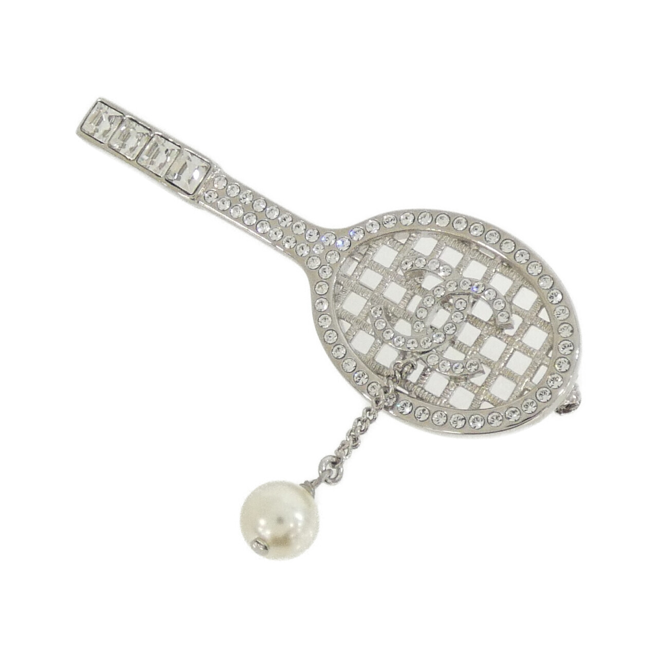 BROOCH