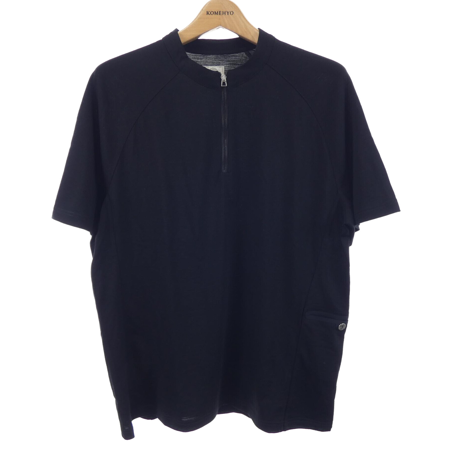 Ｔシャツ