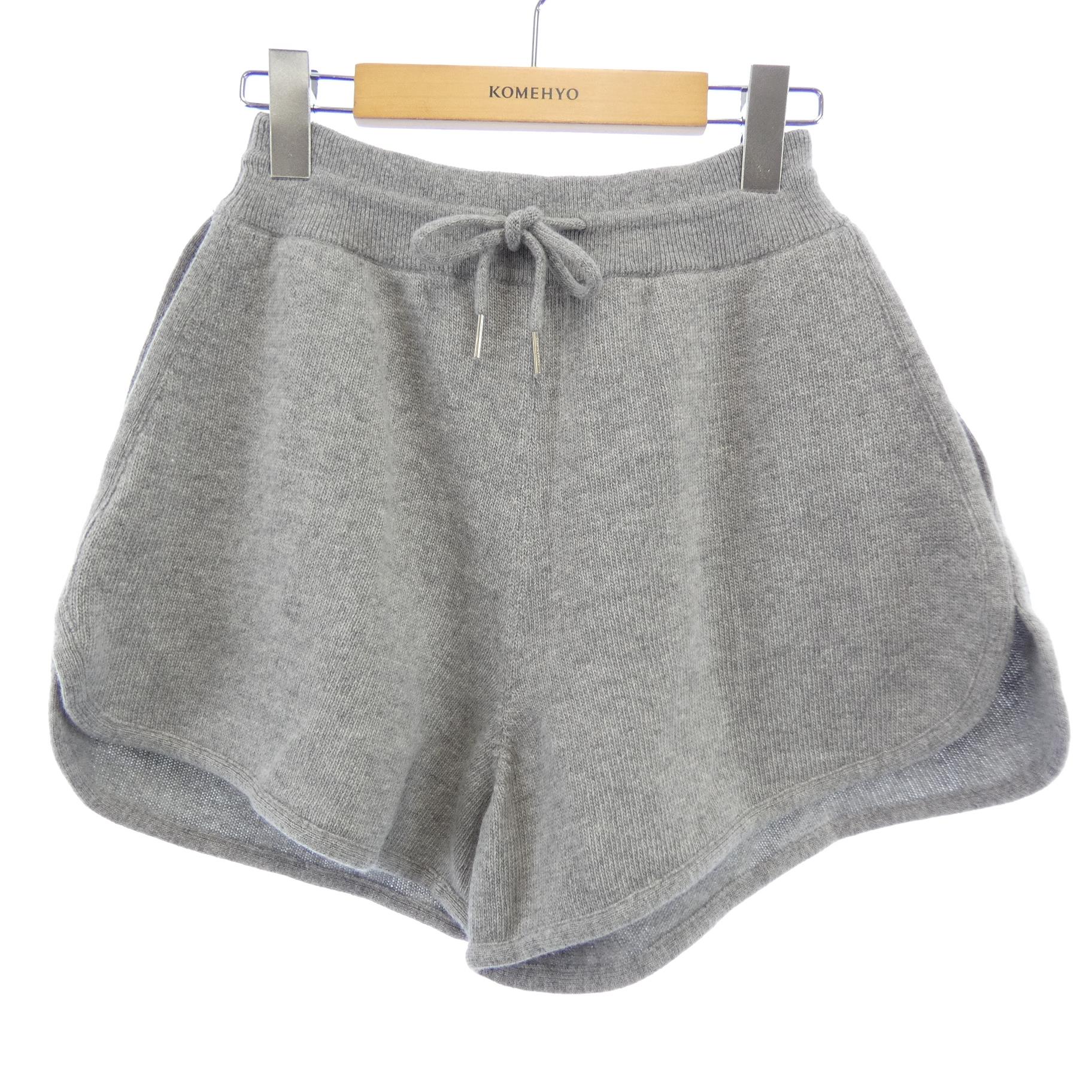 ショートパンツ