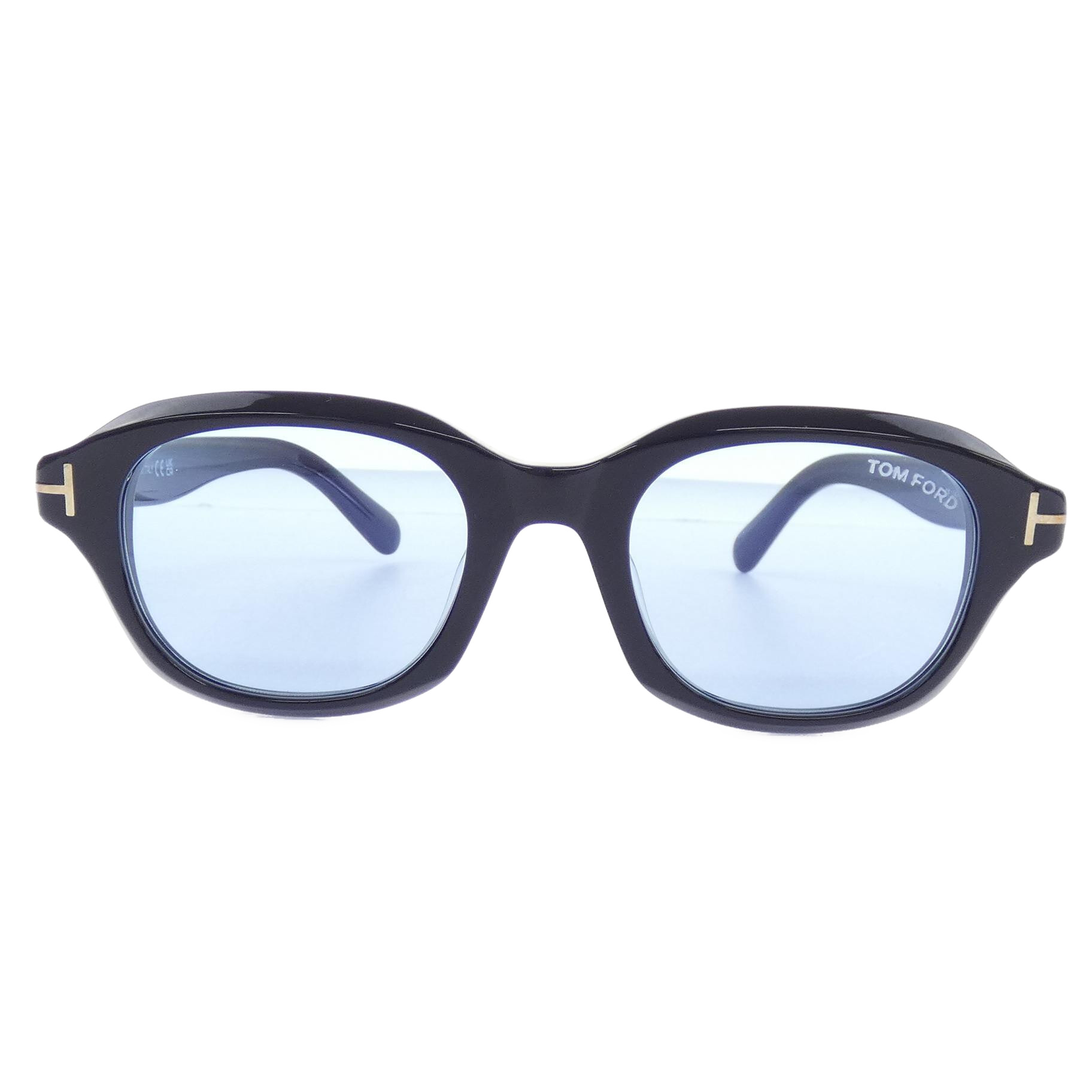 EYEWEAR