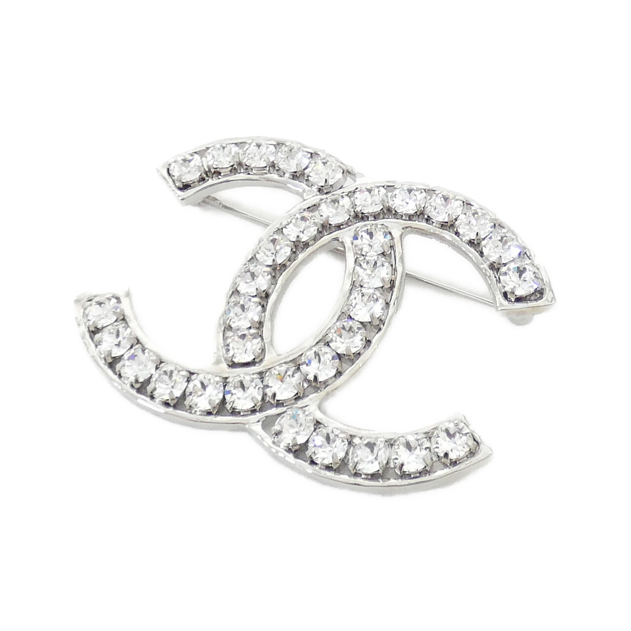 BROOCH