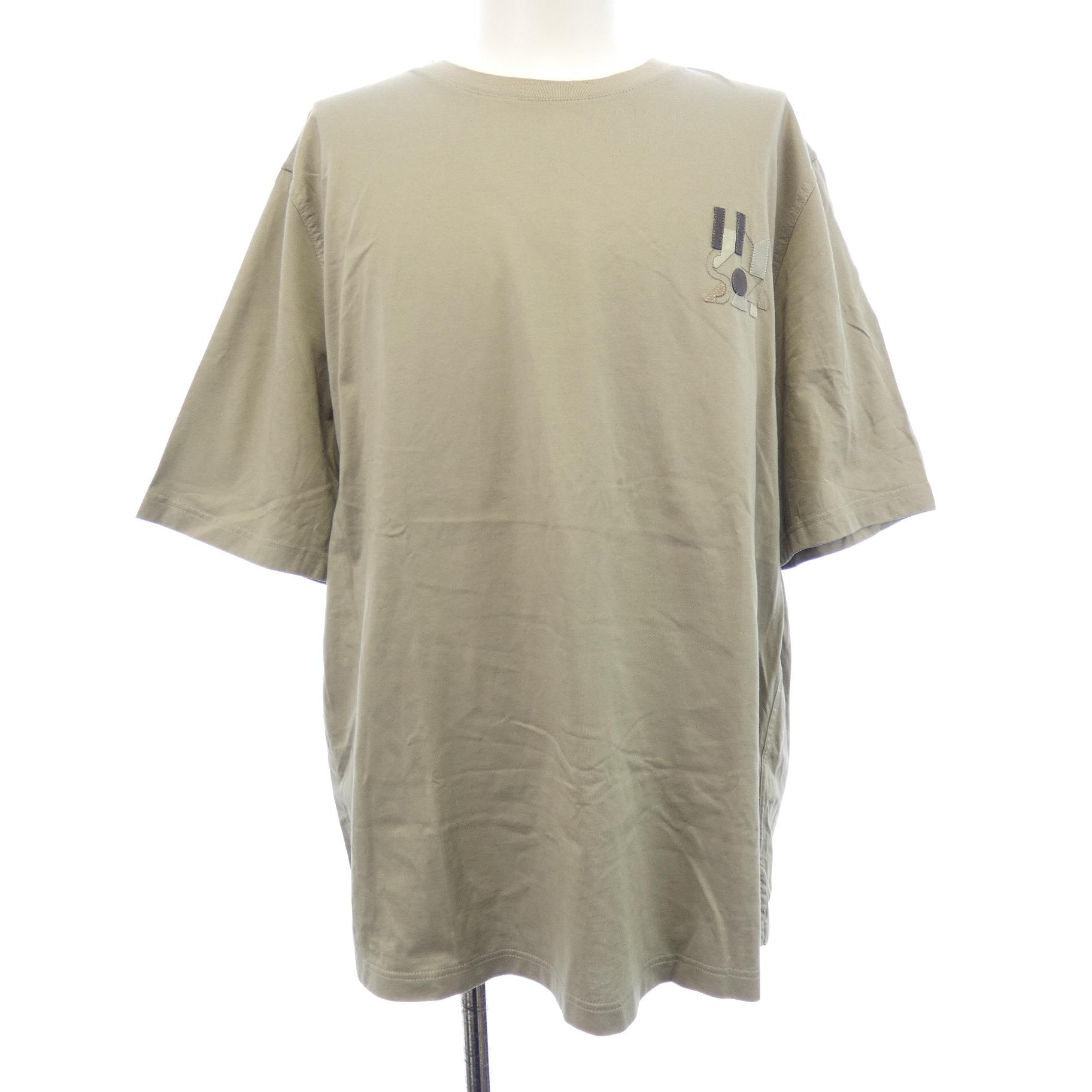 Ｔシャツ