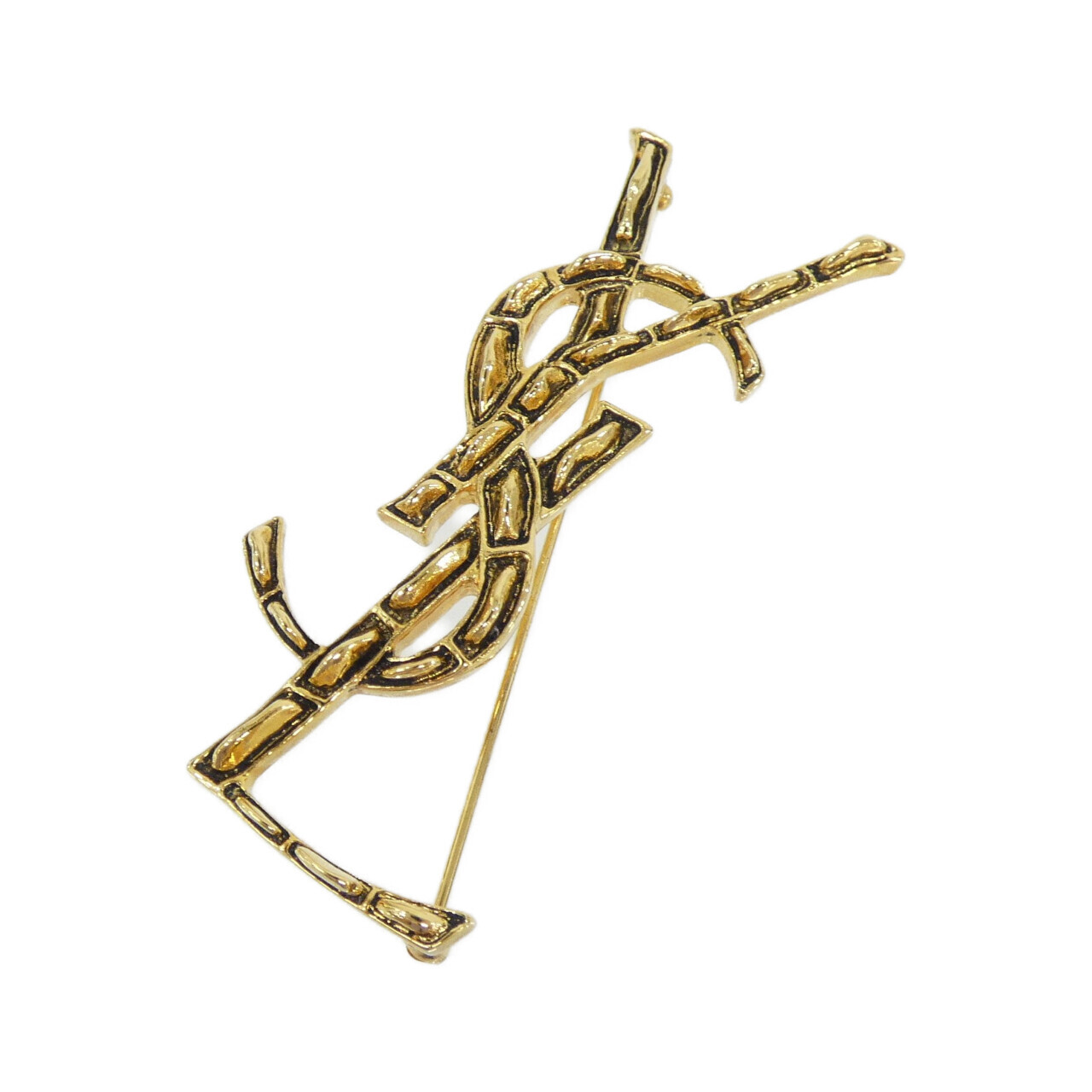 BROOCH