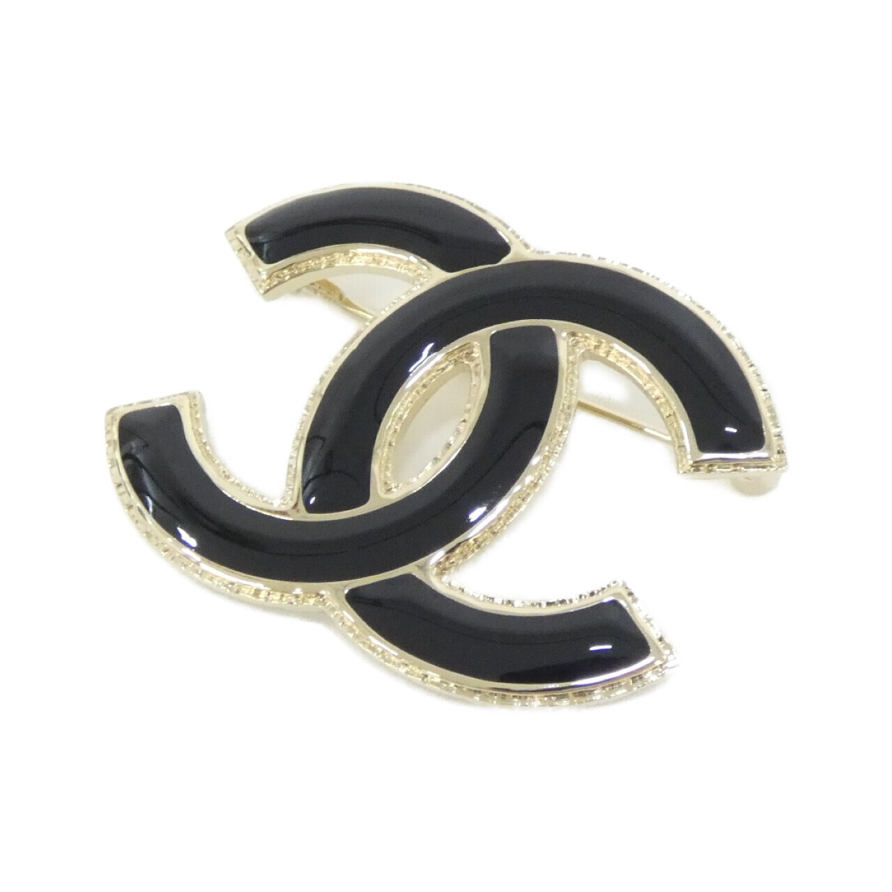 BROOCH