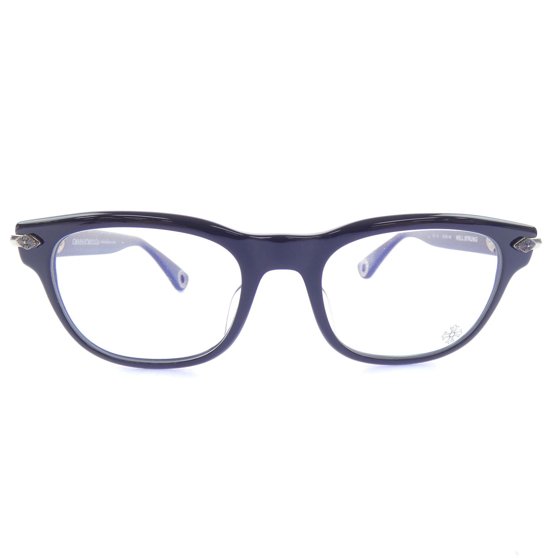 EYEWEAR