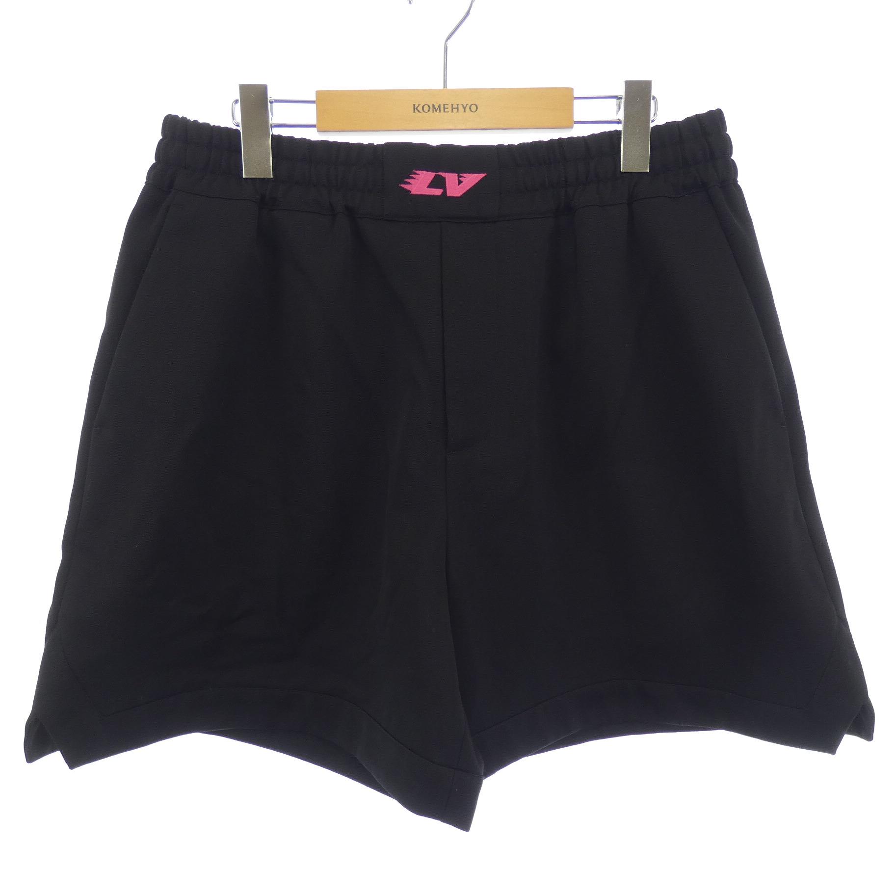 ショートパンツ