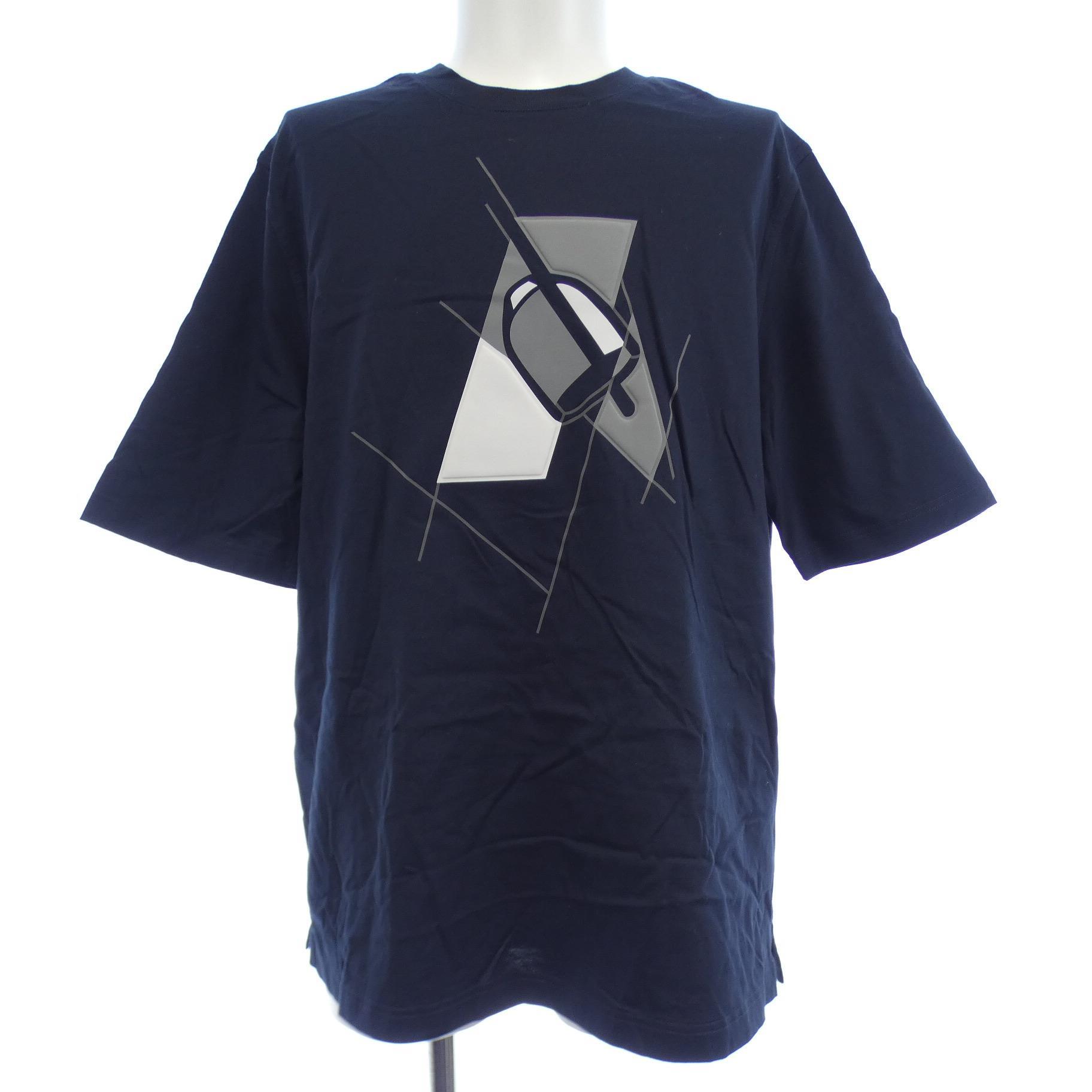 Ｔシャツ