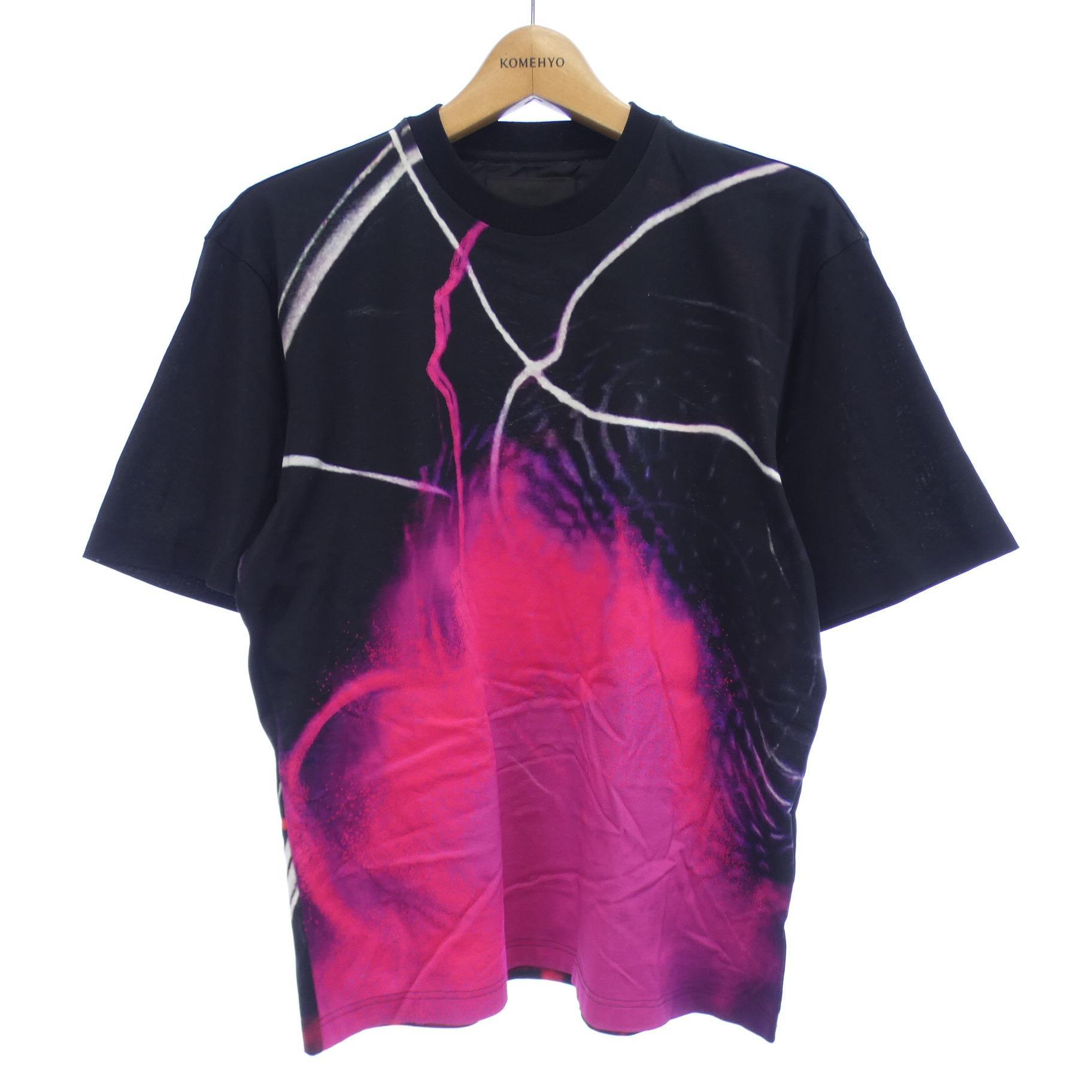 Ｔシャツ