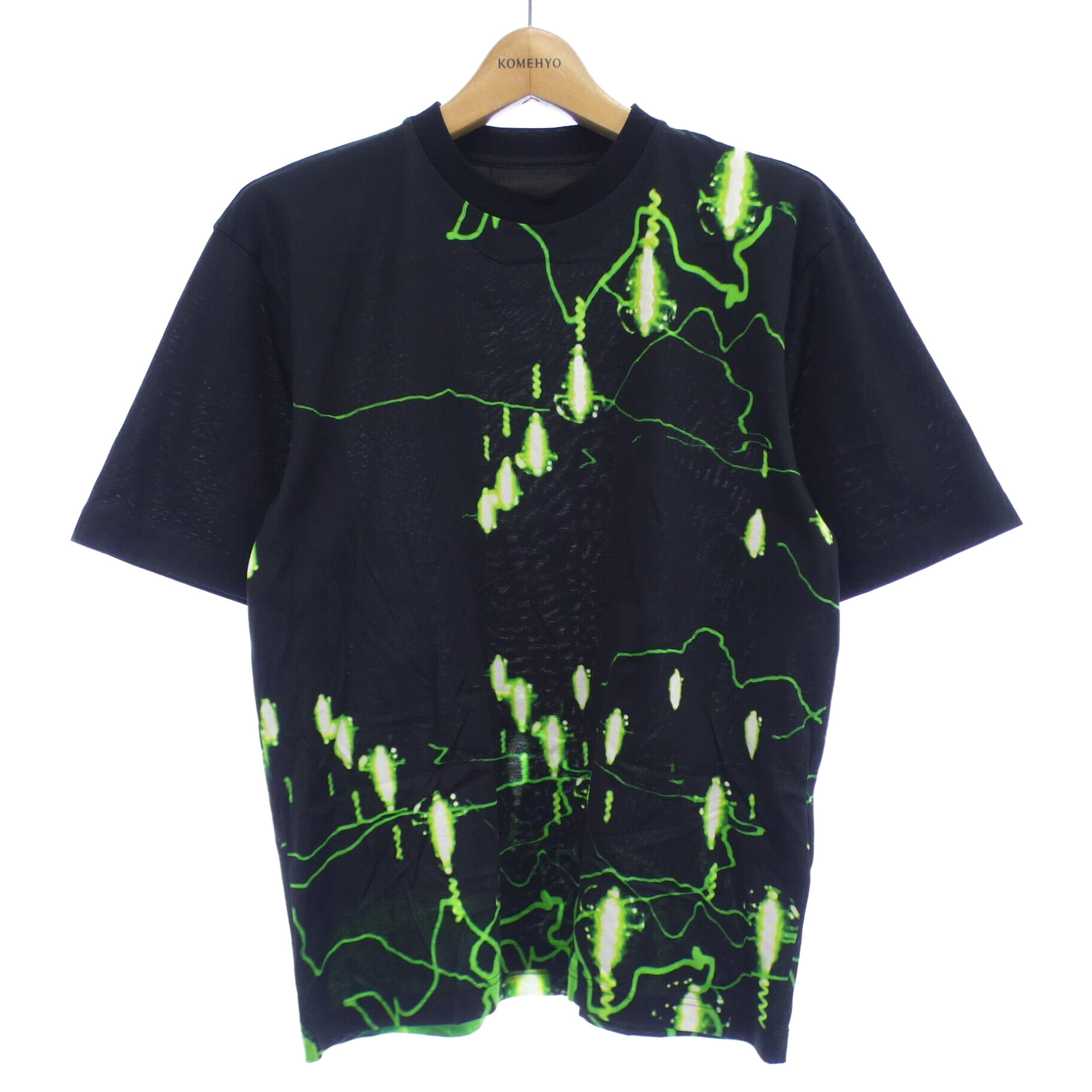 Ｔシャツ
