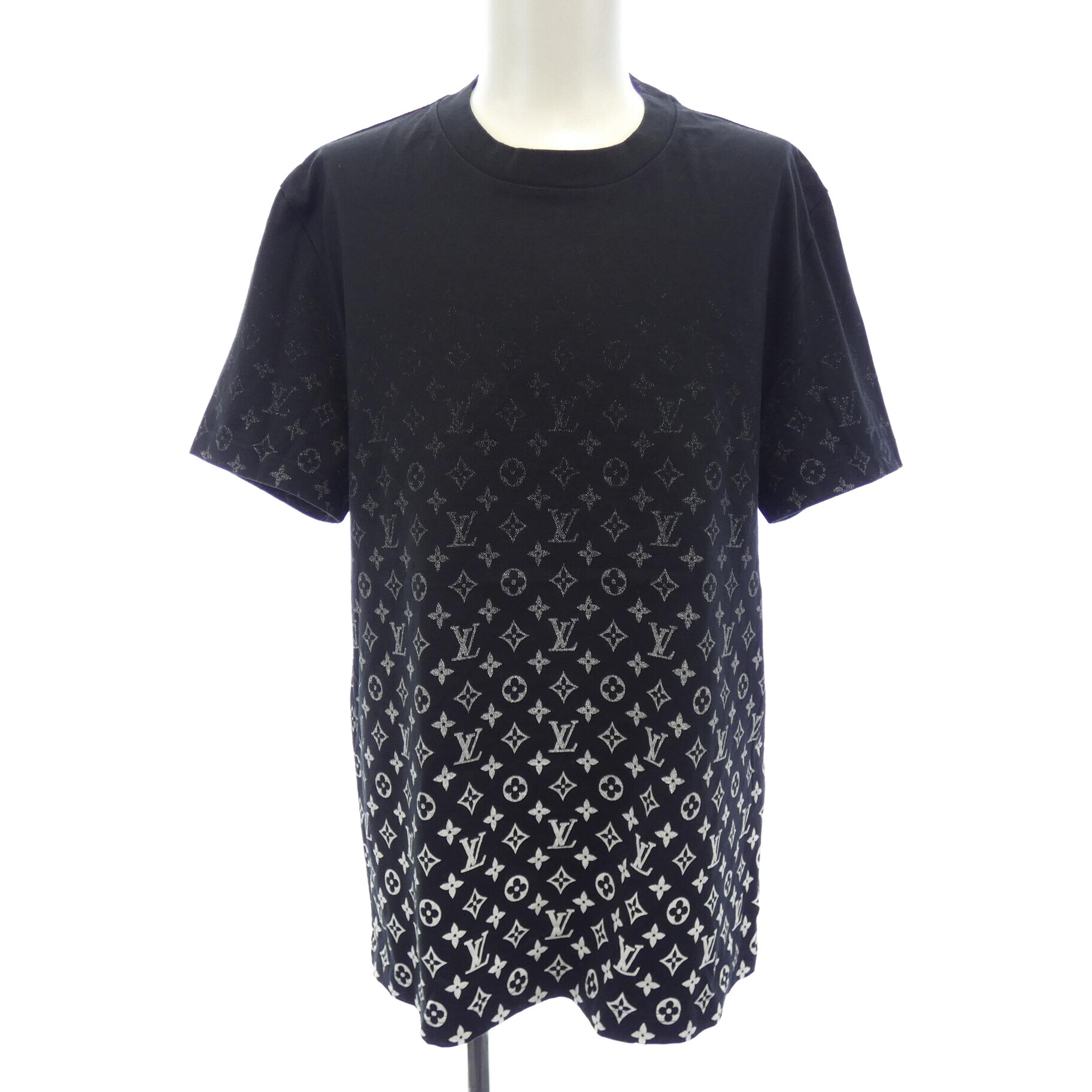 Ｔシャツ