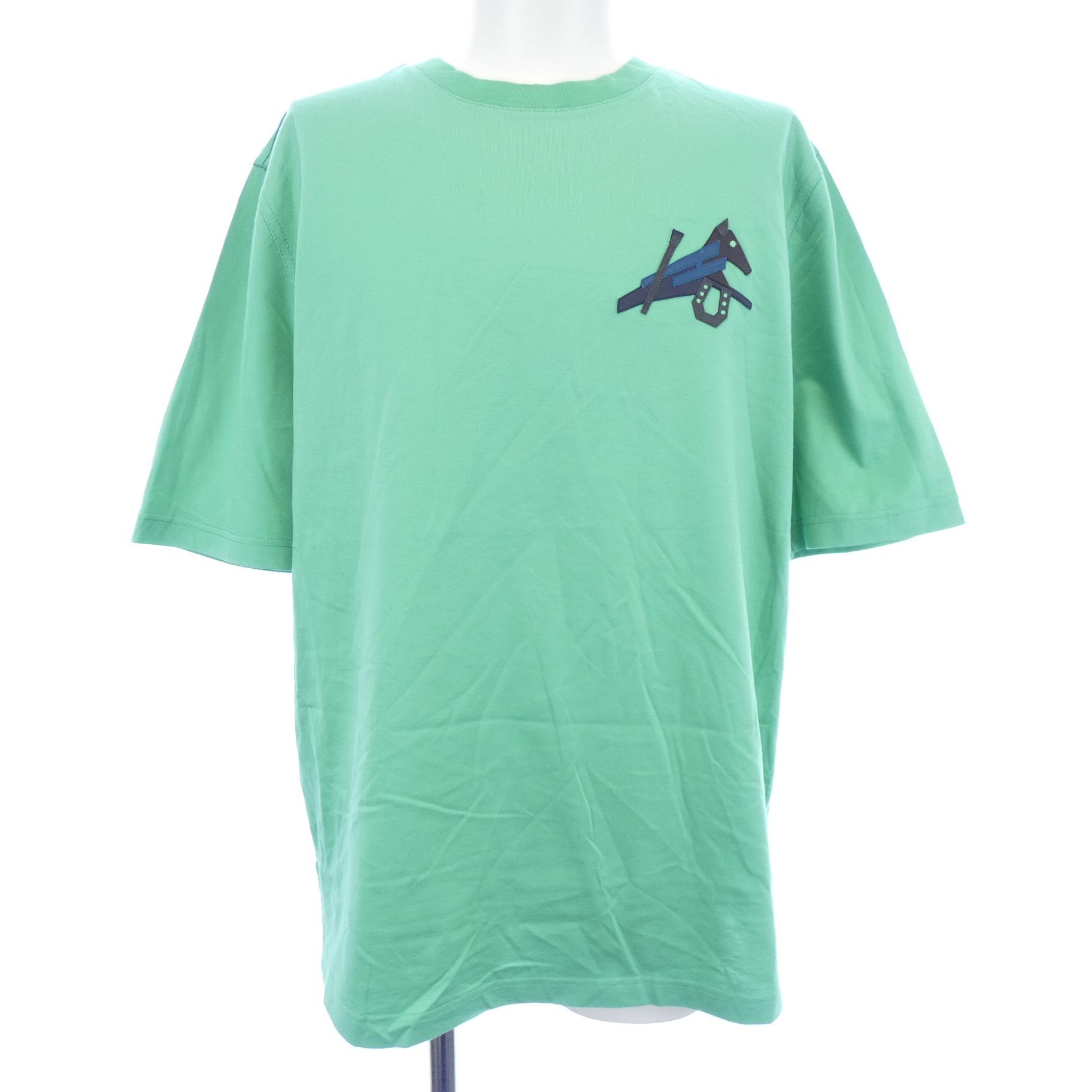 Ｔシャツ
