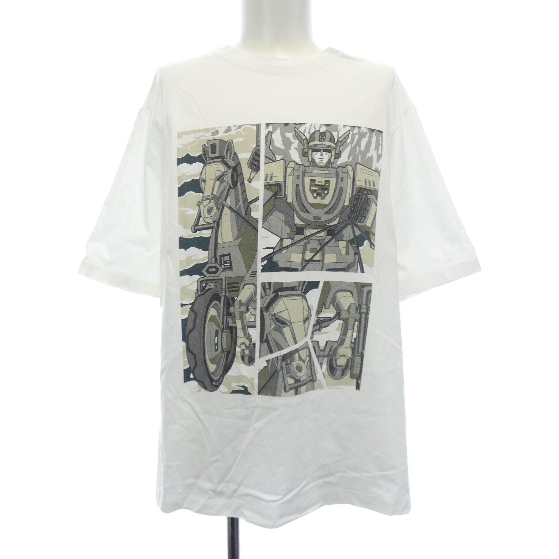 Ｔシャツ