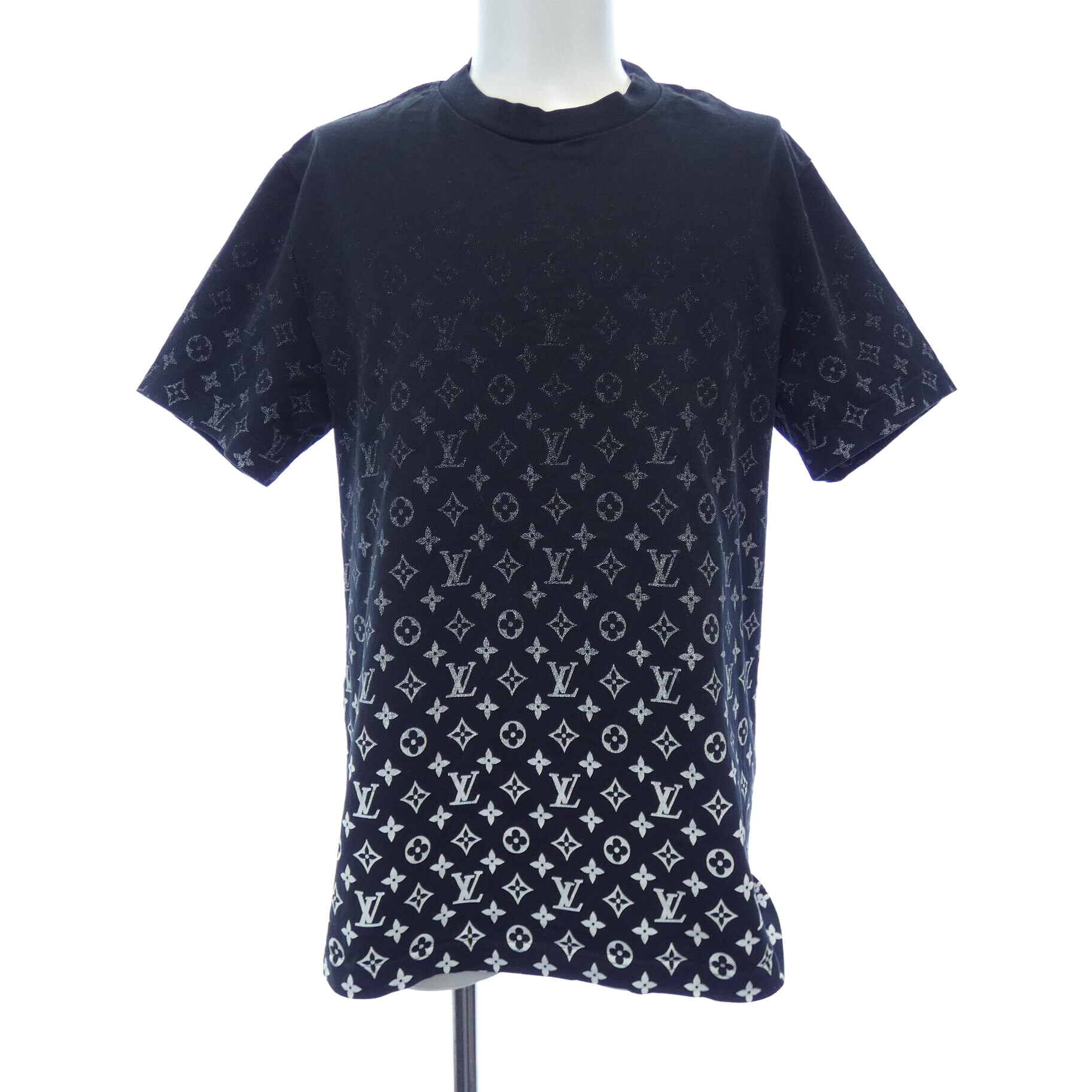 Ｔシャツ