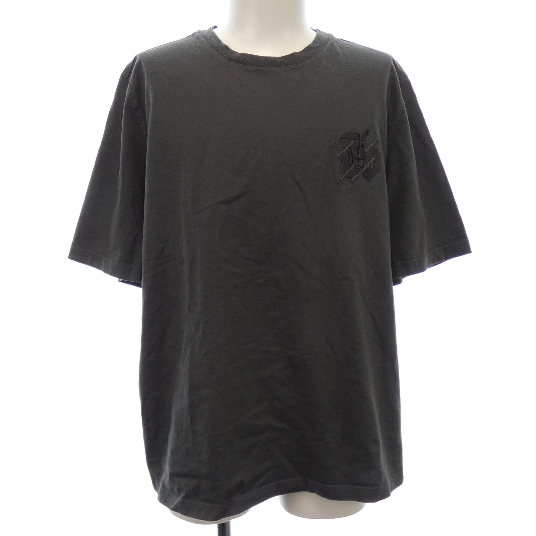Ｔシャツ