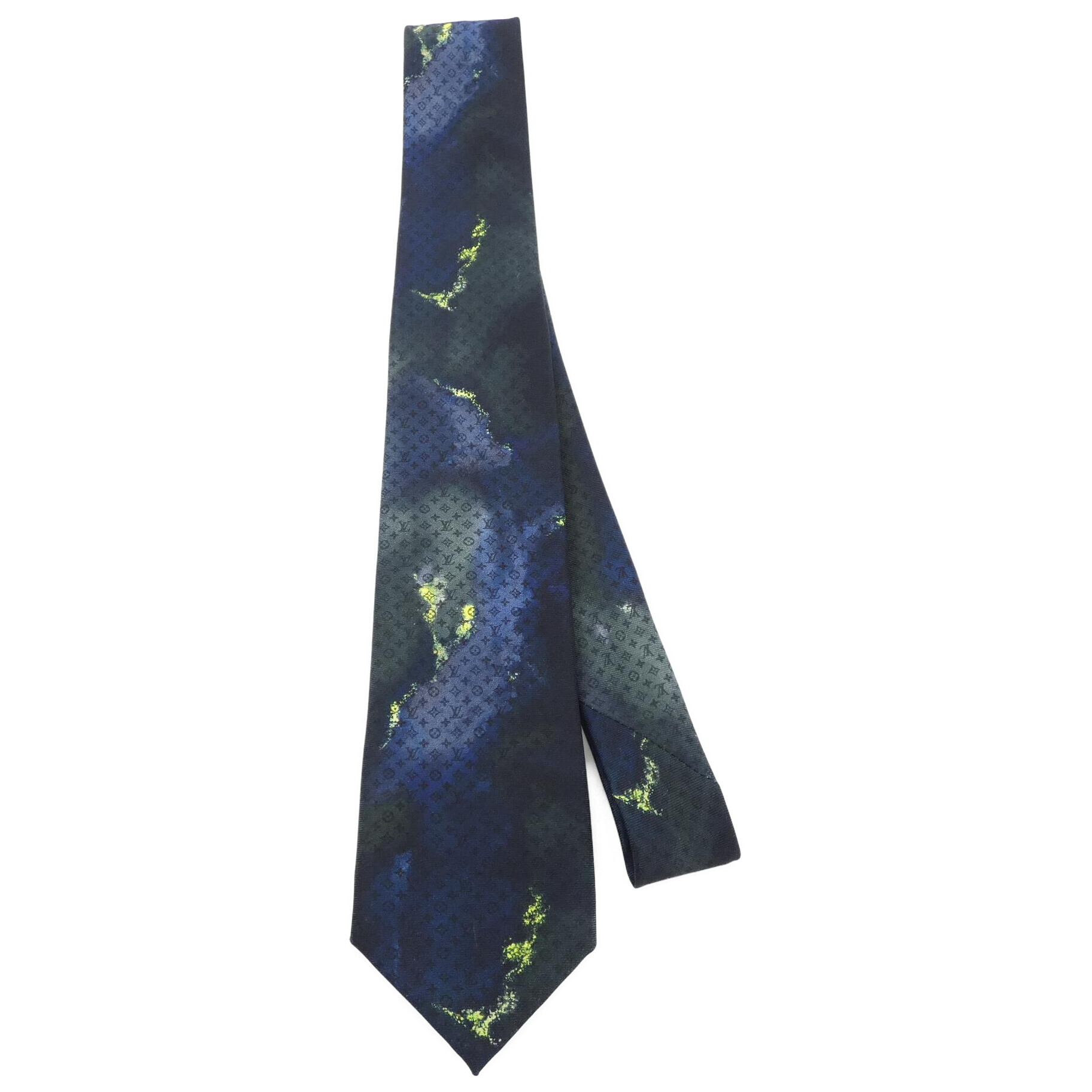 NECKTIE