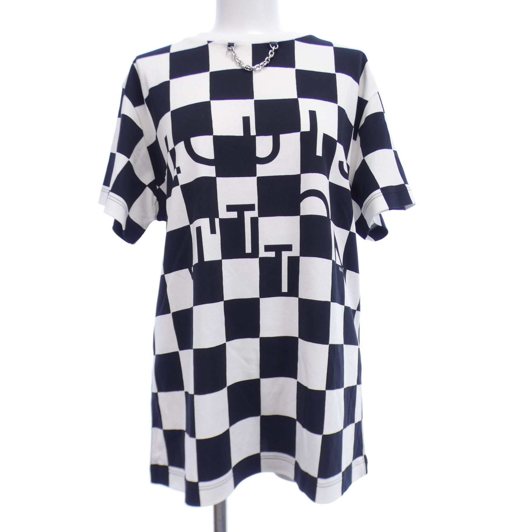 Ｔシャツ