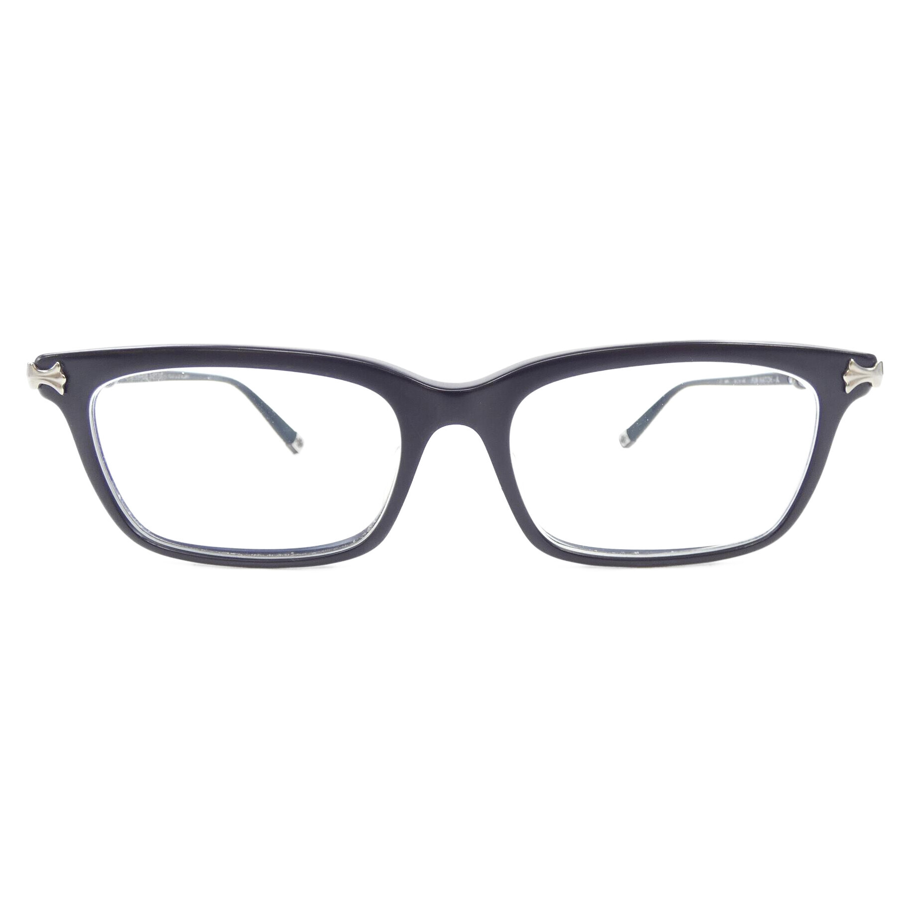 EYEWEAR
