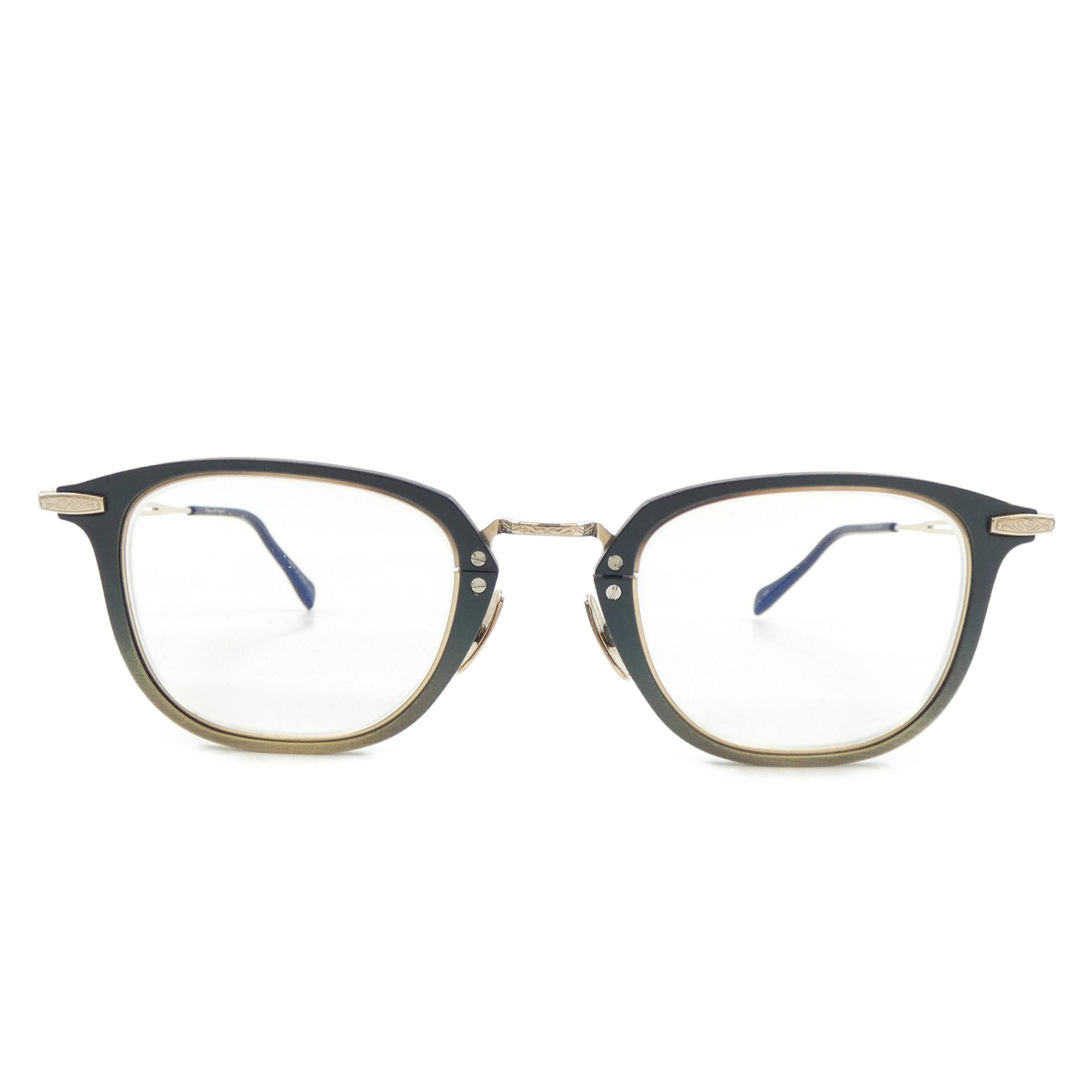 EYEWEAR