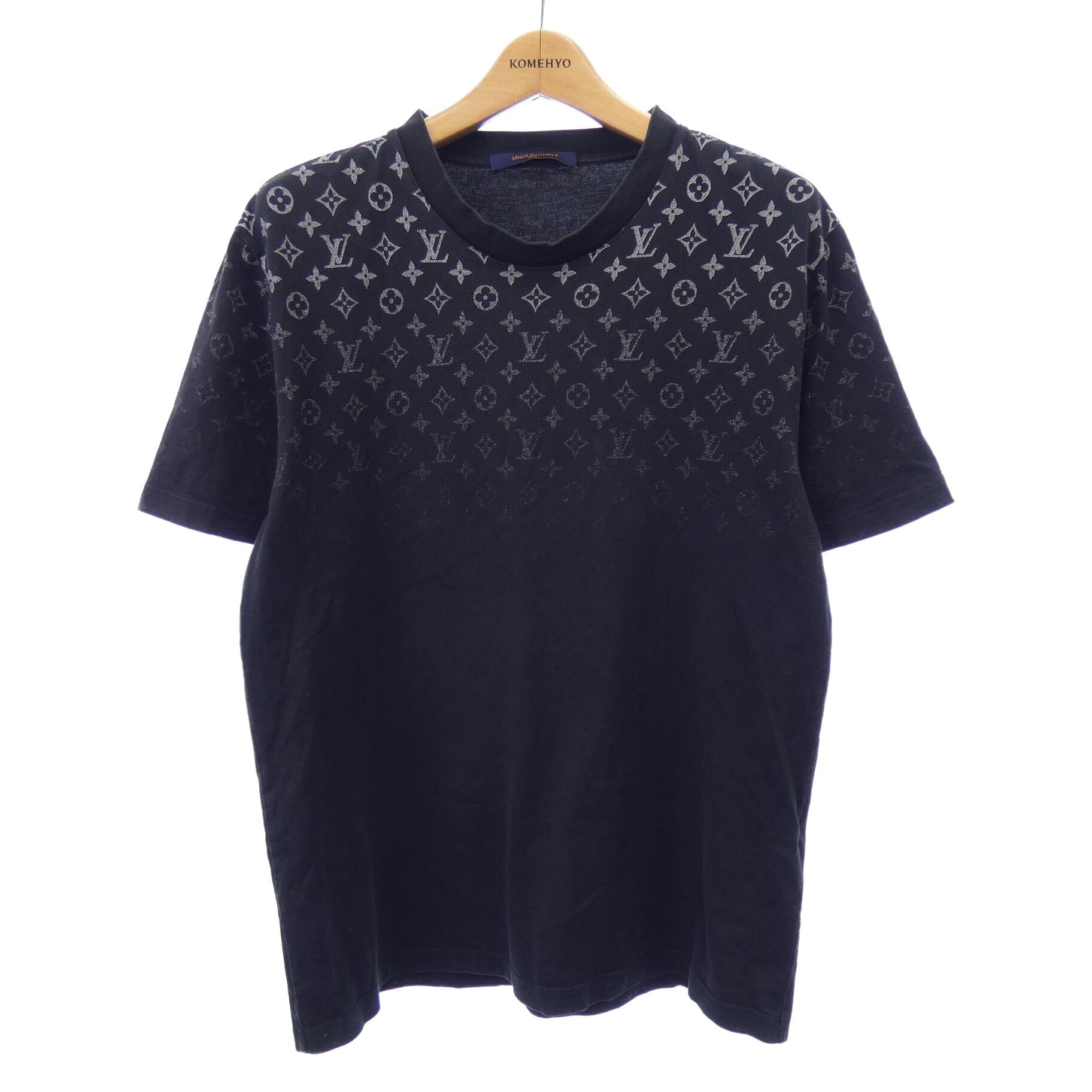 Ｔシャツ