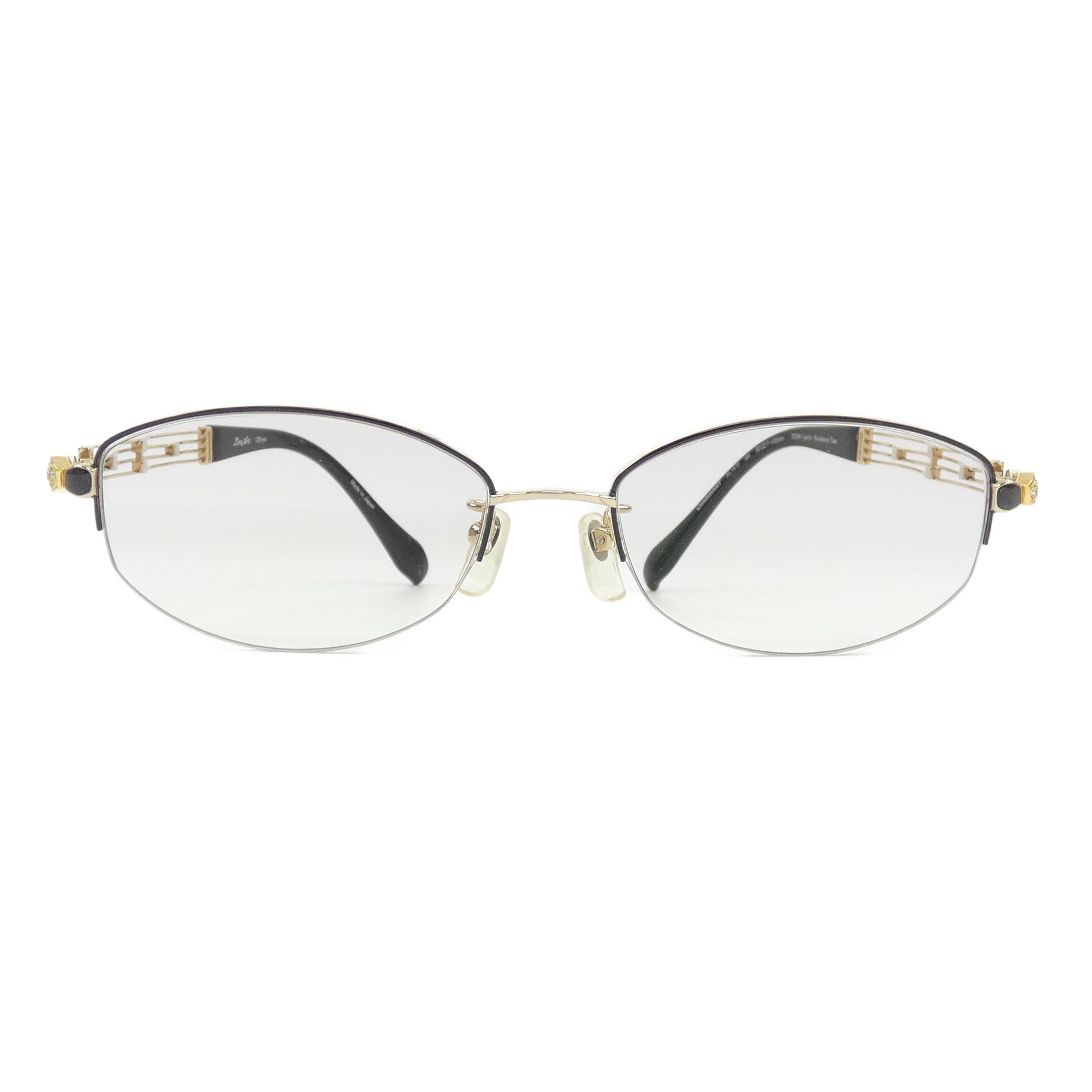EYEWEAR