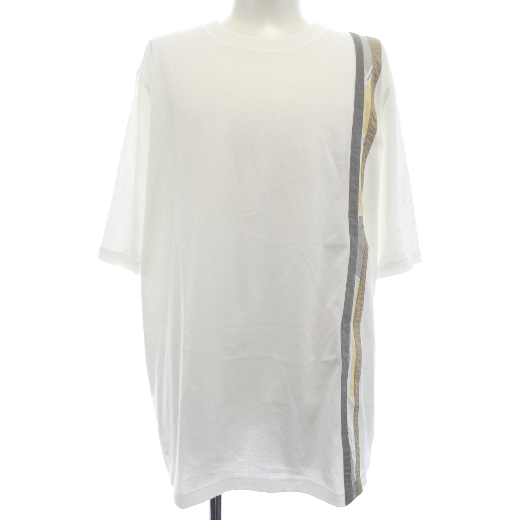 Ｔシャツ