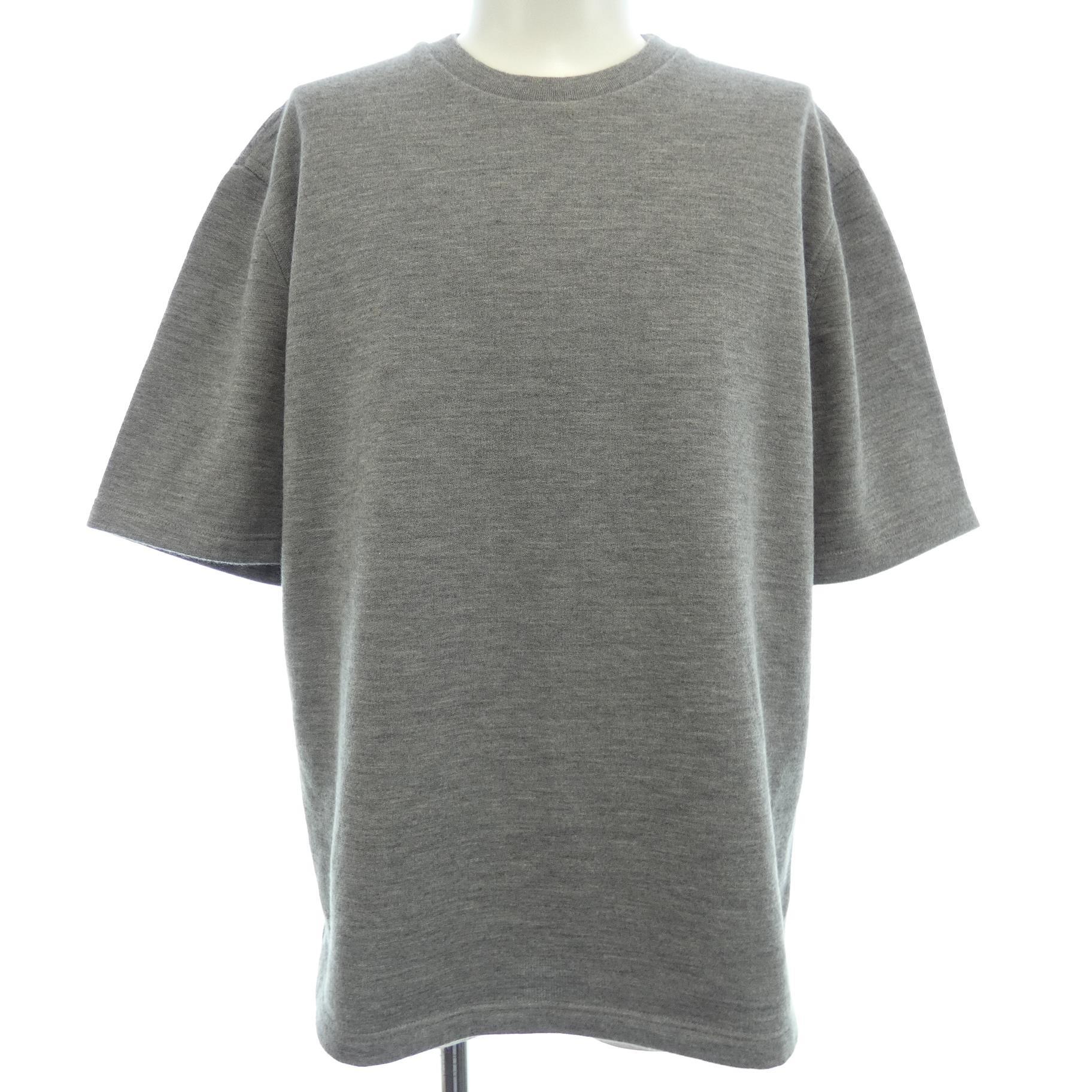 Ｔシャツ