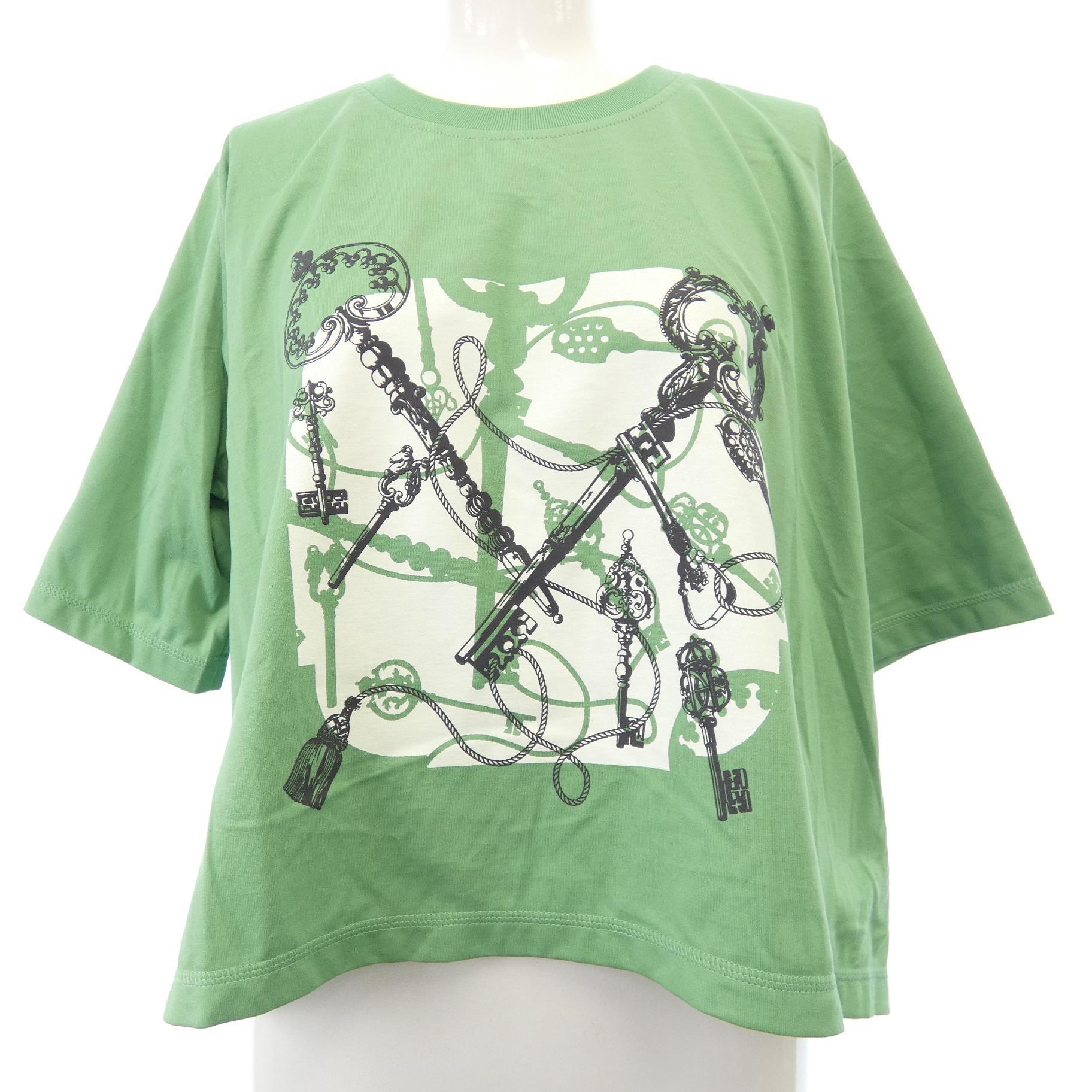 Ｔシャツ